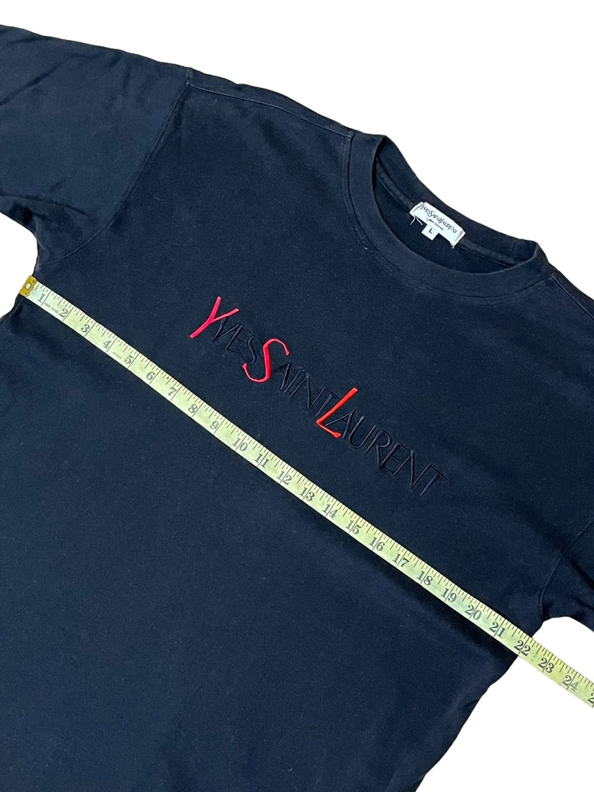 Yves Saint Laurent VINTAGE YSL YVES SAINT LAURENT SPELLOUT EMBROIDERY TEE SHIRT Size US L / EU 52-54 / 3 - 6 Thumbnail