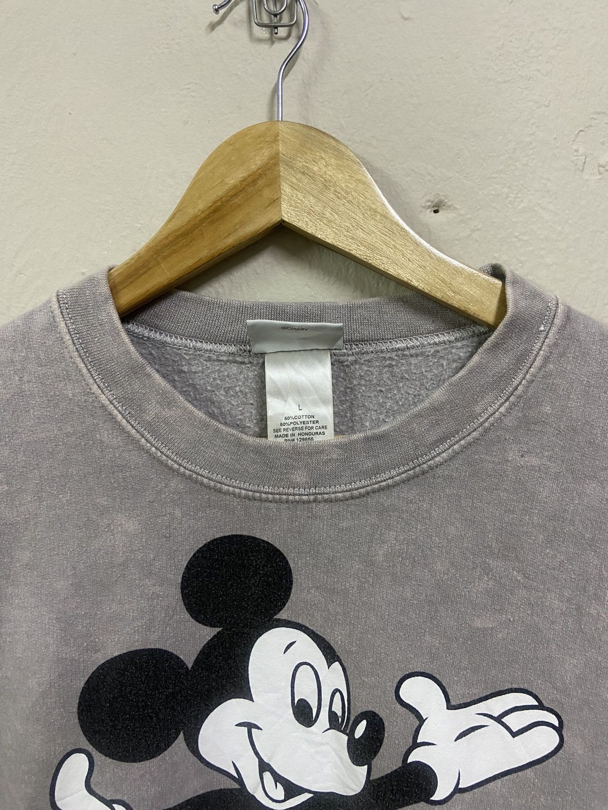 Disney × Vintage Vintage Y2K Mickey Mouse Disneyland crewneck Size US XL / EU 56 / 4 - 3 Thumbnail