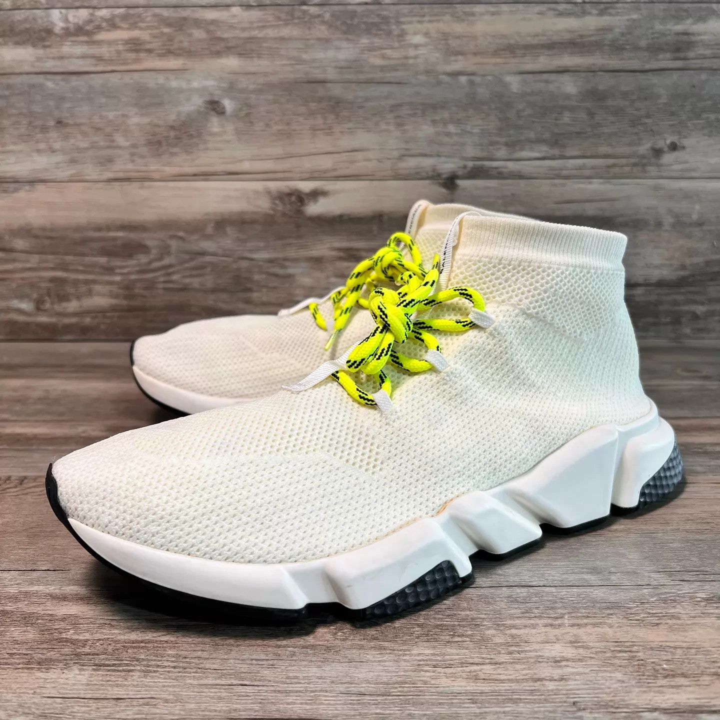 Balenciaga Balenciaga Speed Lace up Knit Sock White Green 45 Size US 12 / EU 45 - 1 Thumbnail