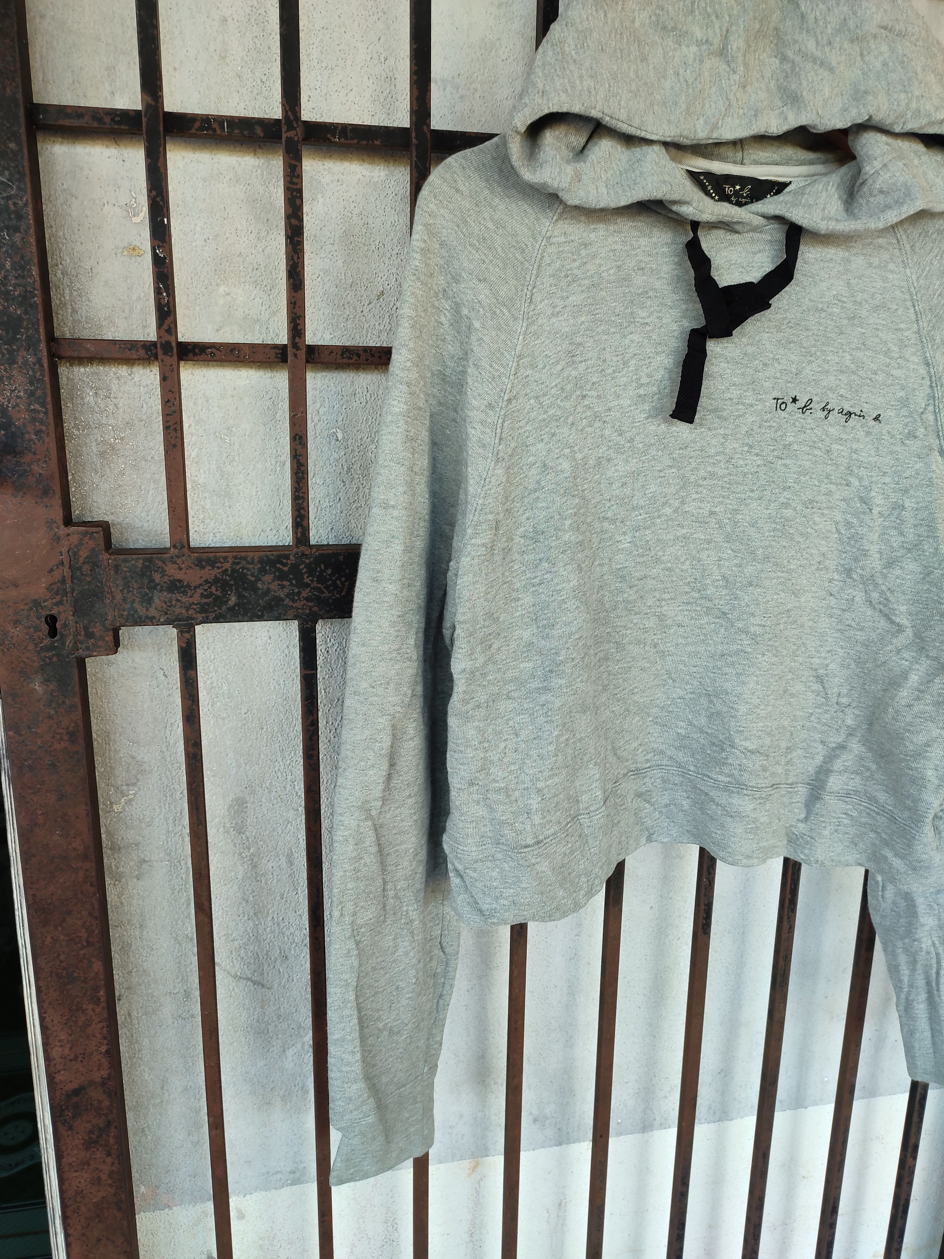 agnes b. 💥 Rare 💥 Agnes B. Crop Top Hoodies Size US S / EU 44-46 / 1 - 2 Thumbnail