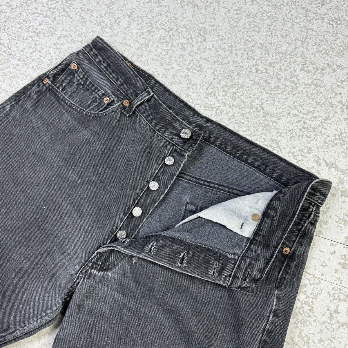 Levi's × Vintage Levis 501 Faded Black Vintage Y2K Short Size US 34 / EU 50 - 5 Thumbnail