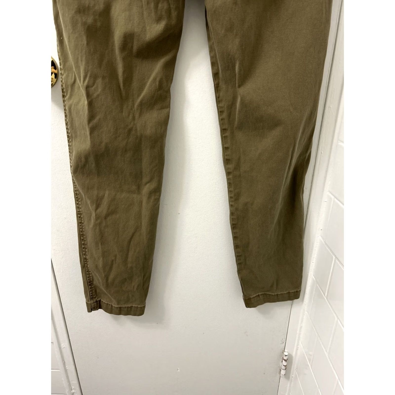Vintage VINTAGE Levis XX Chino Standard Taper Pants Mens 32x34 Brown Tan Pockets Khaki Size US 32 / EU 48 - 7 Thumbnail