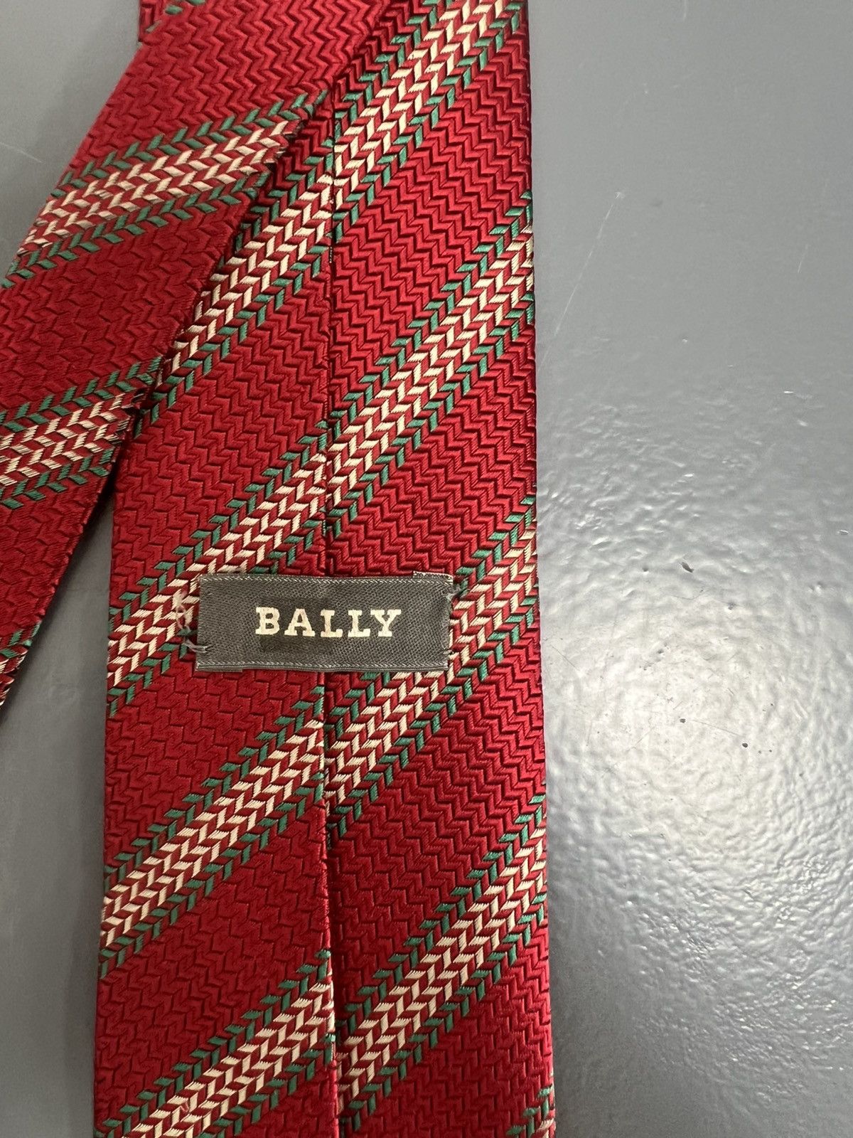 Bally Vintage Bally Switzerland 100% Silk Necktie Luxury Italy Size ONE SIZE - 7 Thumbnail