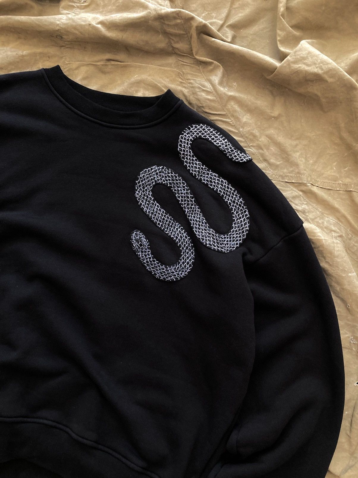 Amiri Amiri Black Glitter Snake Oversized Sweatshirt Hoodie Mens Size US XS / EU 42 / 0 - 4 Thumbnail