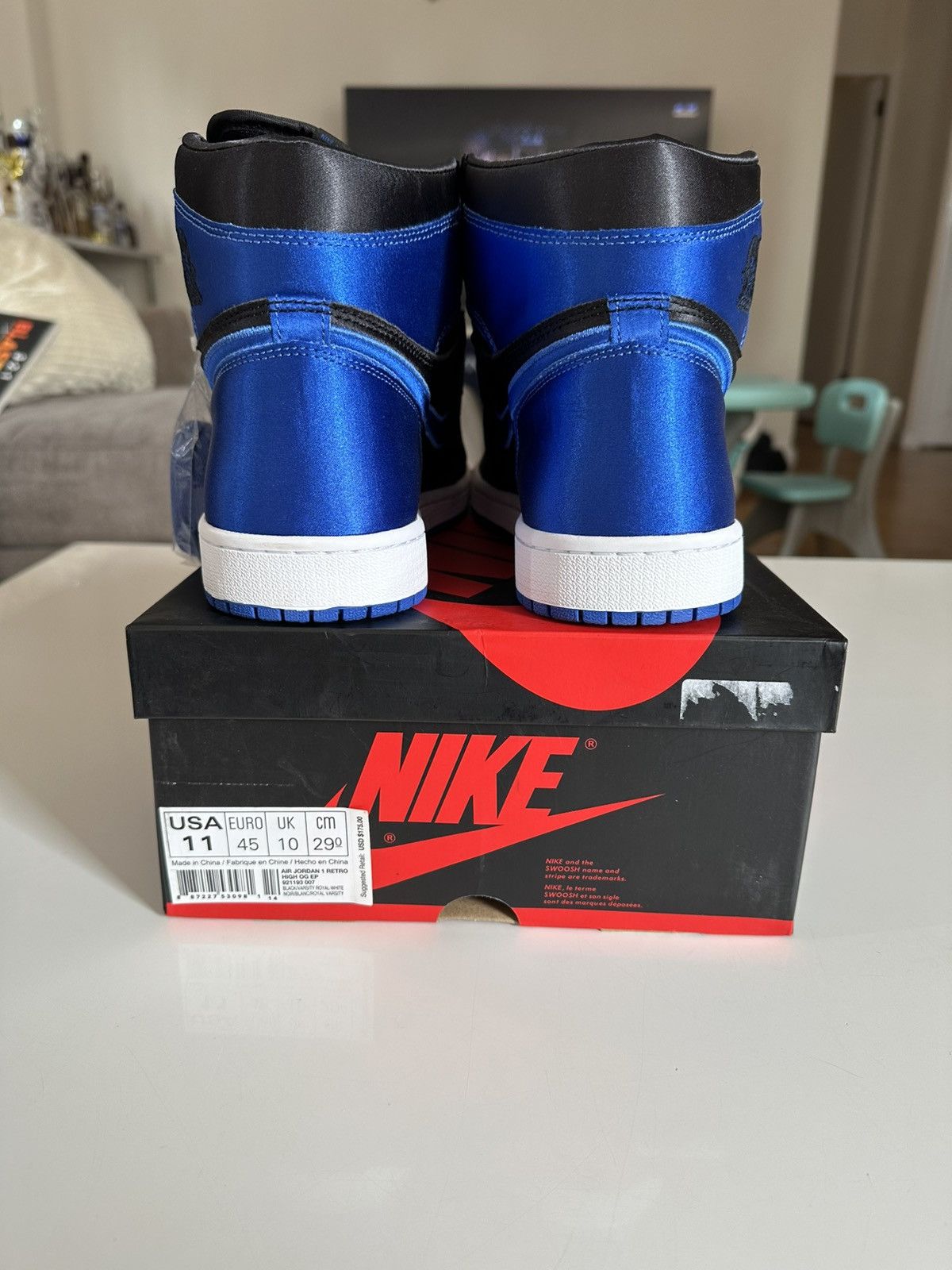 Jordan Brand Jordan 1 Retro High Satin Royal (Numbered to 701) Size US 11 / EU 44 - 6 Thumbnail