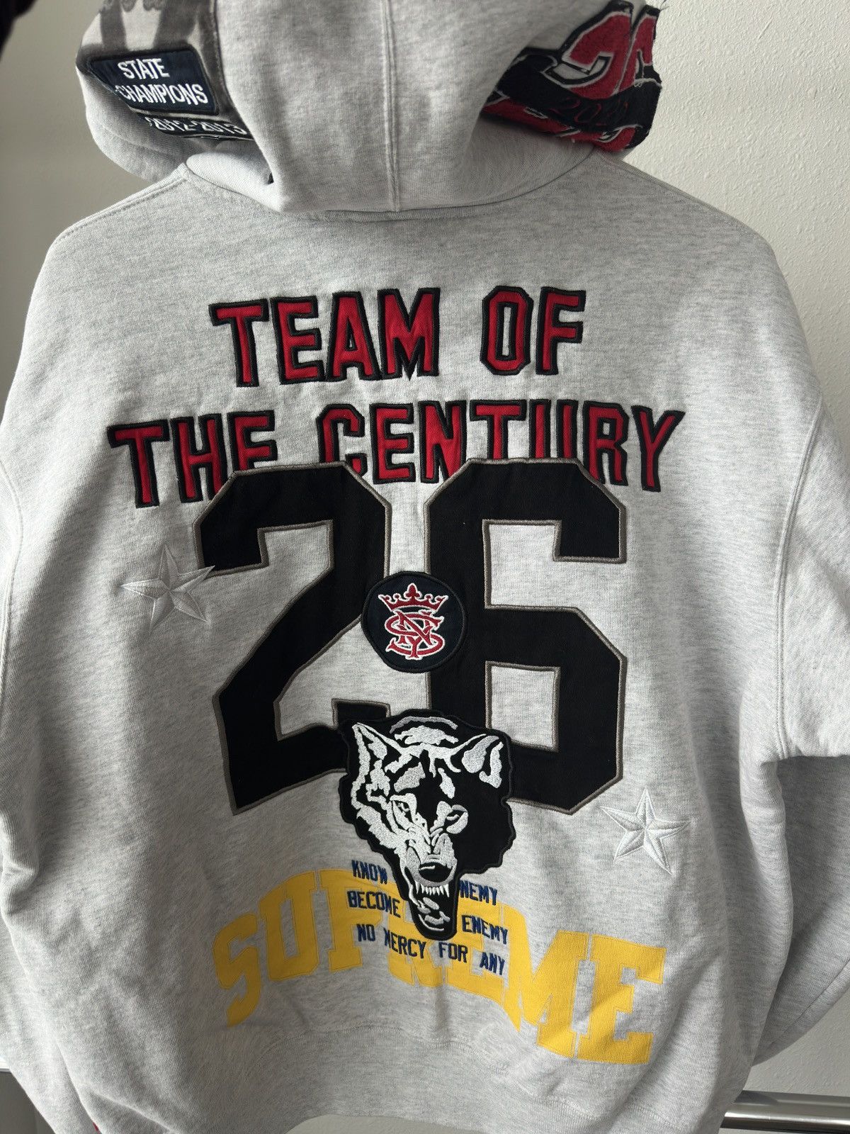 Supreme Supreme Warriors Applique Zip Up Hoodie Grey Size US L / EU 52-54 / 3 - 6 Thumbnail