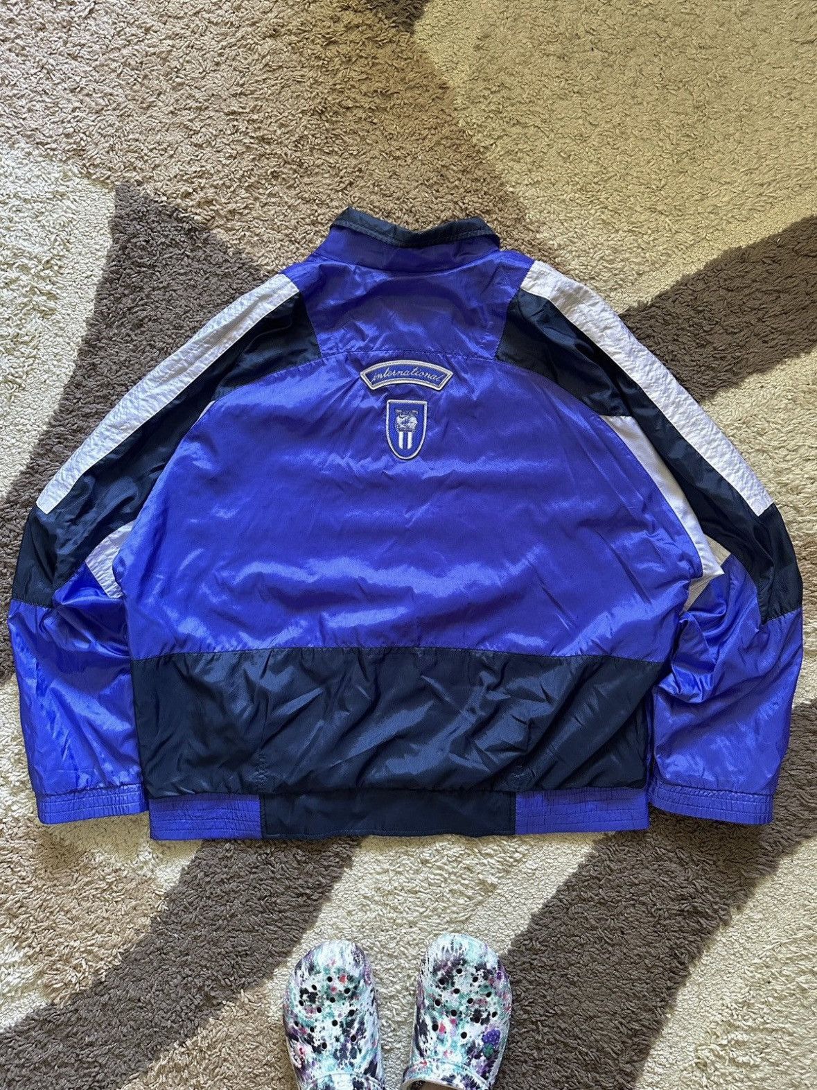 Nike × Vintage Nike International Streetwear Windbreaker jacket Size US XL / EU 56 / 4 - 2 Thumbnail