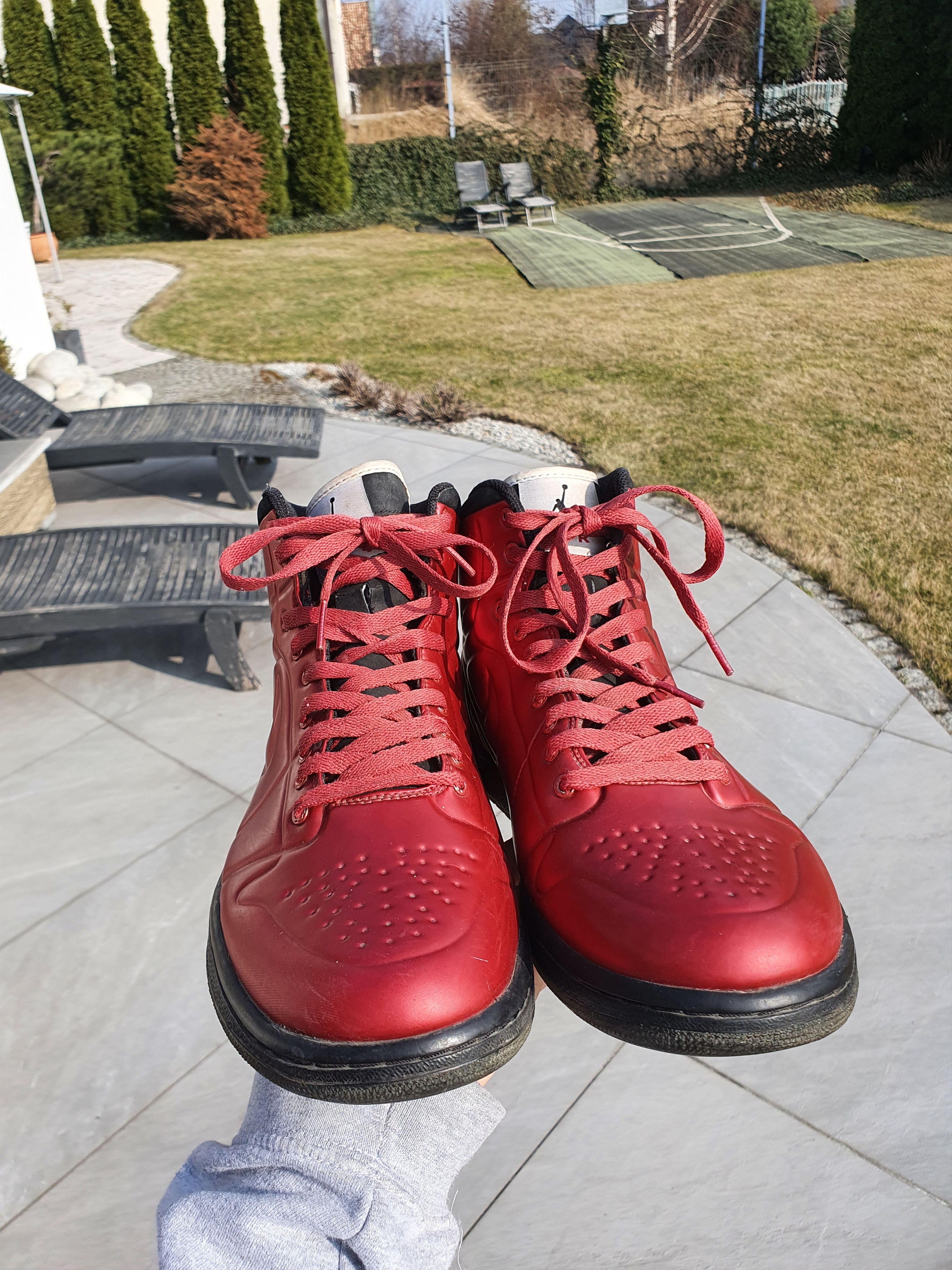 Jordan Brand × Nike 2010 Nike Air Jordan 1 Mid Anodized Cranberry Red Size US 10 / EU 43 - 4 Thumbnail