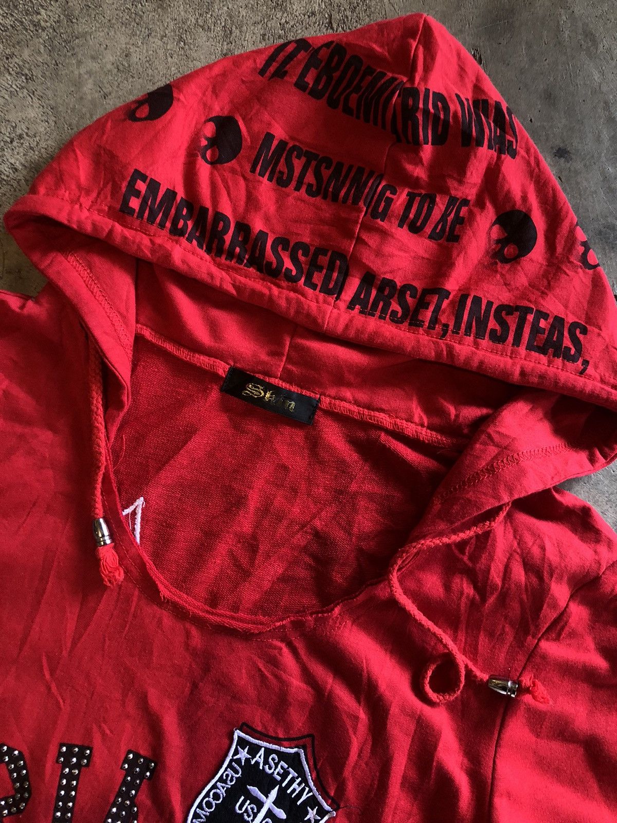 If Six Was Nine × Japanese Brand × Le Grande Bleu (L.G.B.) JAPANESE SKIN AVNSTV NSBRSO PUNK SKUL DESIGN LGBSTYLE HOODIE Size US M / EU 48-50 / 2 - 6 Thumbnail