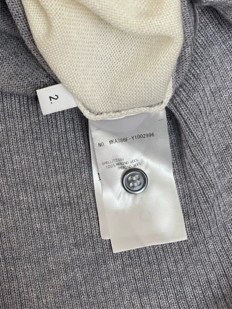 Thom Browne Thom browne Beige gray stitching neckline four-striped wool Size US M / EU 48-50 / 2 - 7 Thumbnail