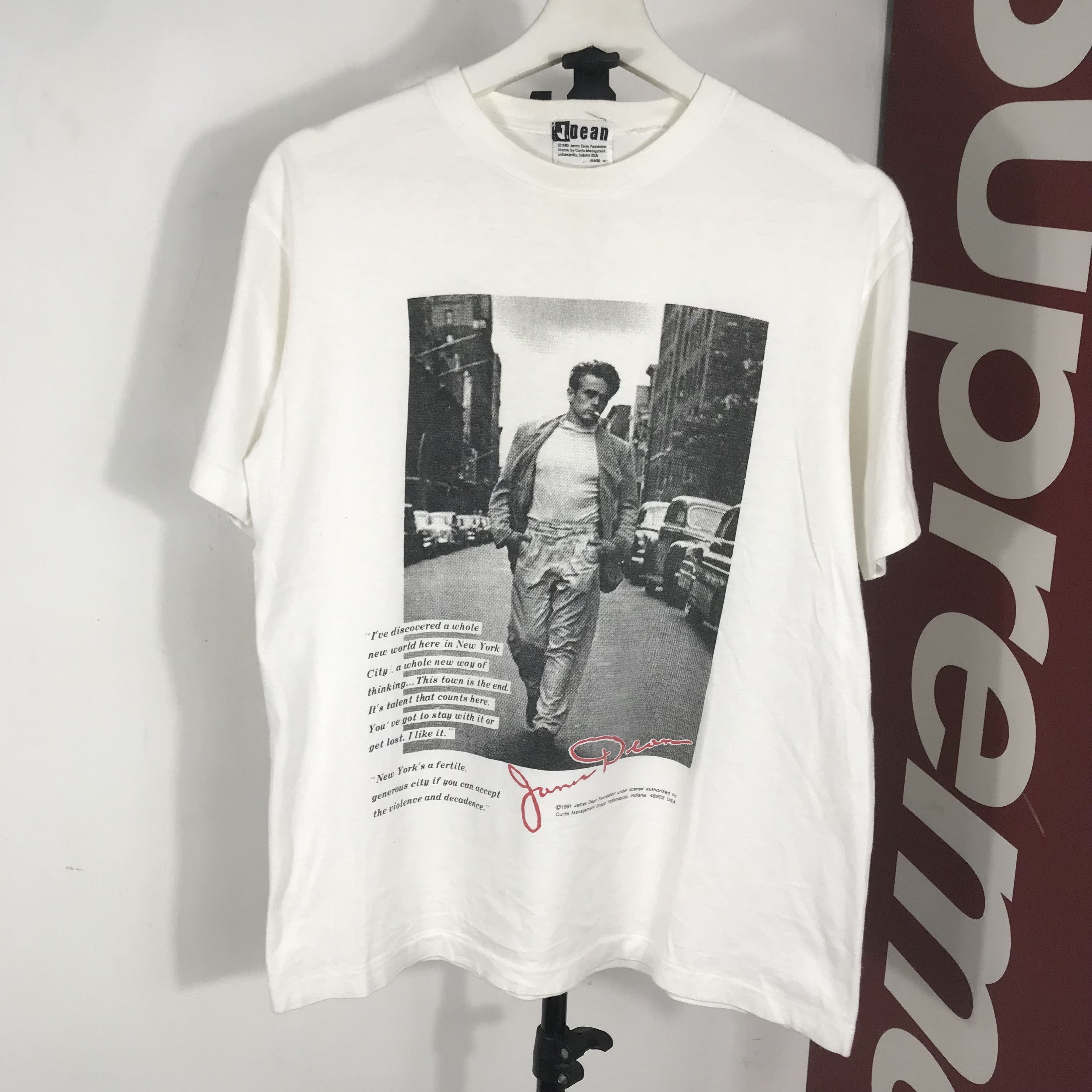 Band Tees Vintage 90s James Dean 1991 Curtis Portrait White Tee Shirt Size US M / EU 48-50 / 2 - 1 Thumbnail