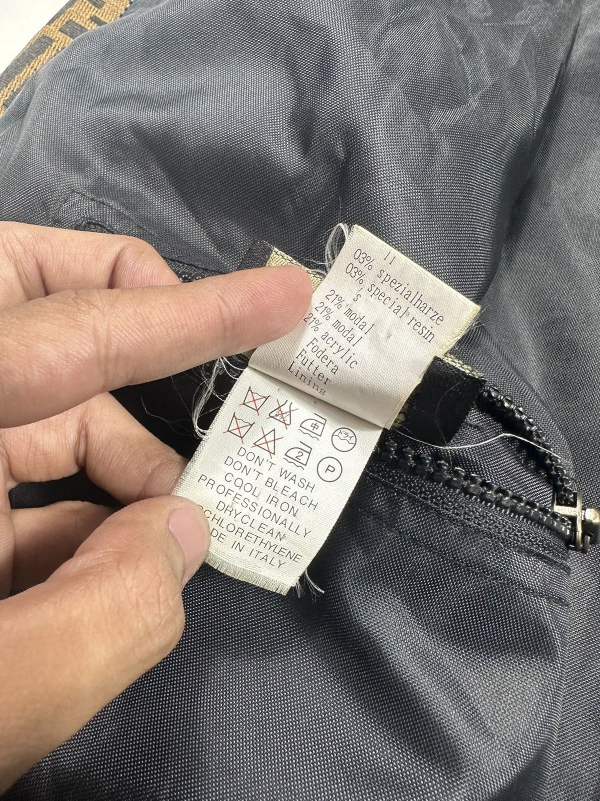 Fendi × Vintage Vintage - FENDI ZUCCA - Reversible Jacket Size US L / EU 52-54 / 3 - 10 Thumbnail