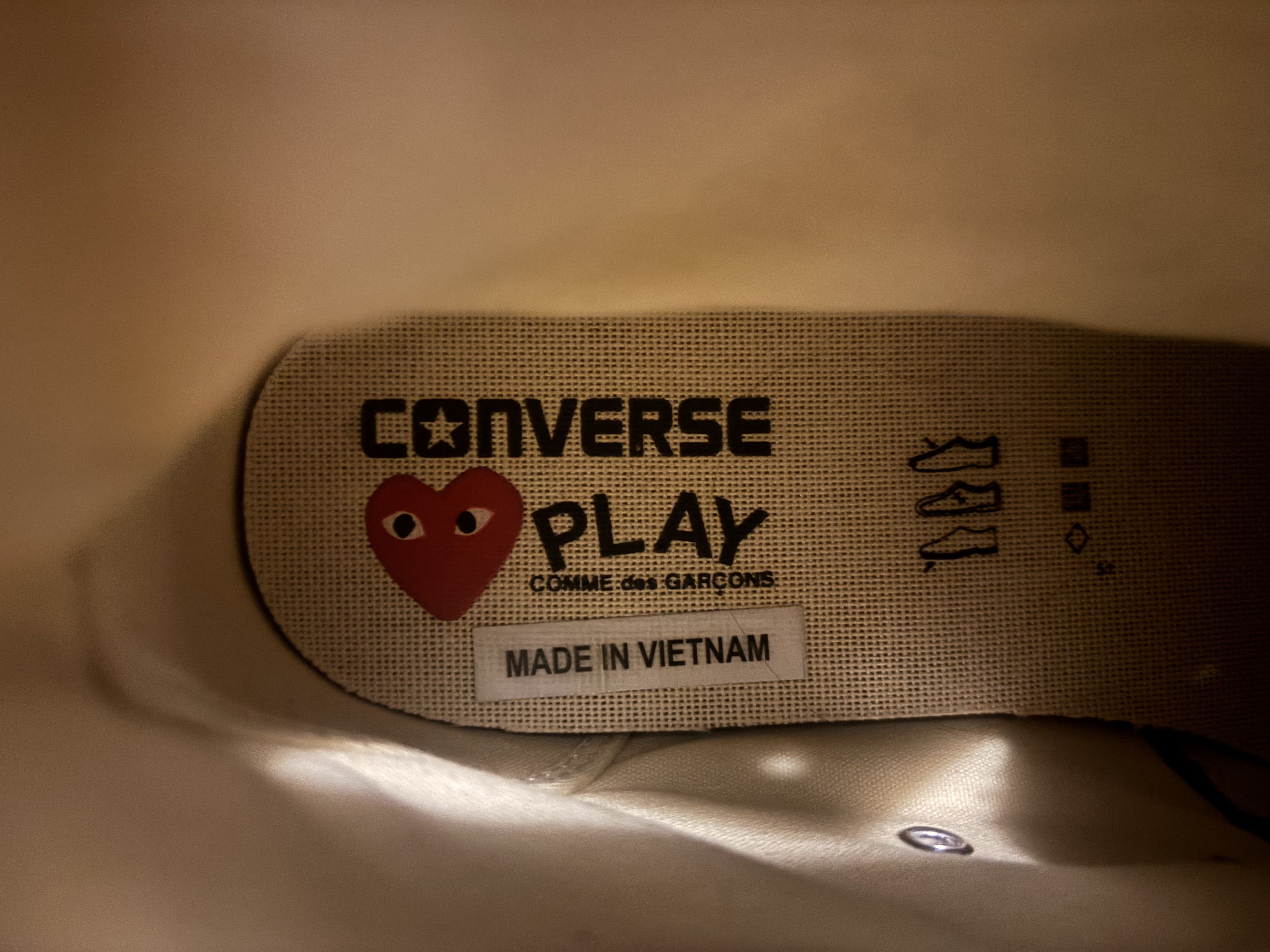 Comme des Garcons PLAY × Converse Comme des Garcons PLAY × Converse Size US 8 / EU 41 - 4 Thumbnail
