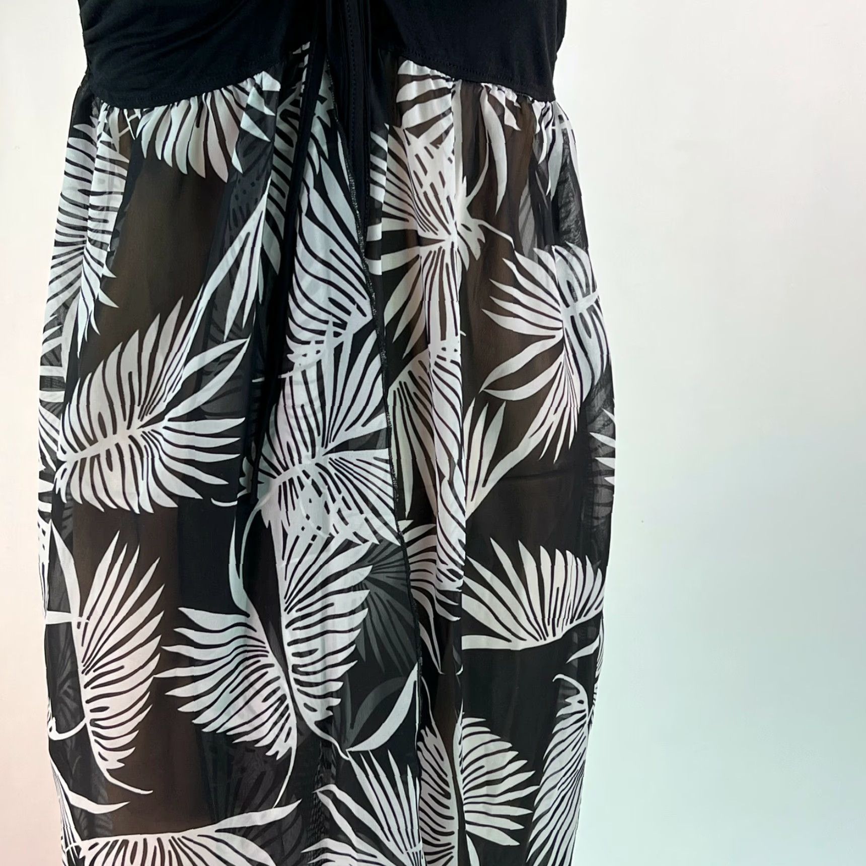 Vintage Womens Unbranded Maxi Dress Black Bardot Feather Print Slit Size Medium Summer Size M / US 6-8 / IT 42-44 - 7 Thumbnail