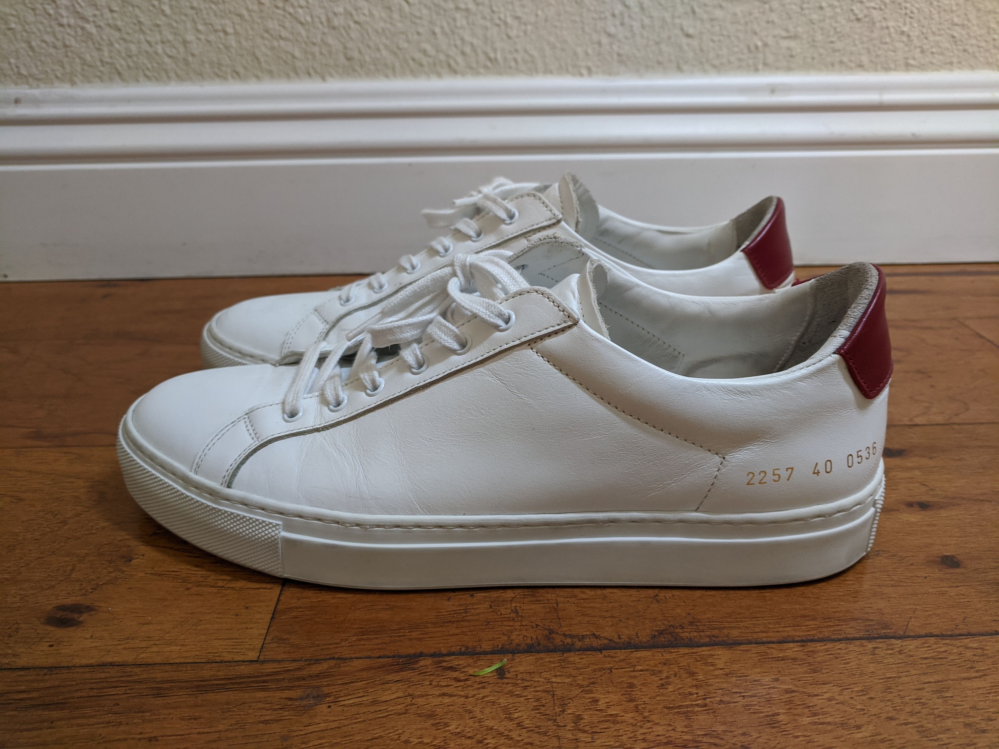image of Common Projects Retro Low Red Eu40 Shoes in White/Red, Men's (Size 7)