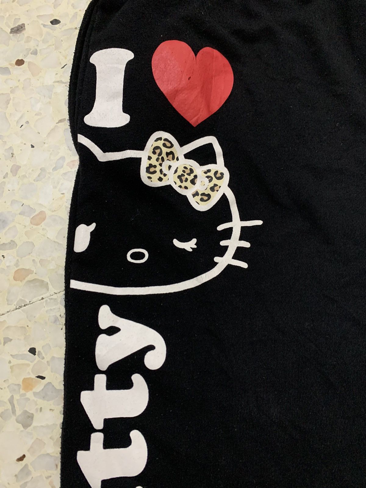 Japanese Brand HELLO KITTY SWEAT PANTS CUTE & RARE Size US 38 / EU 54 - 8 Thumbnail