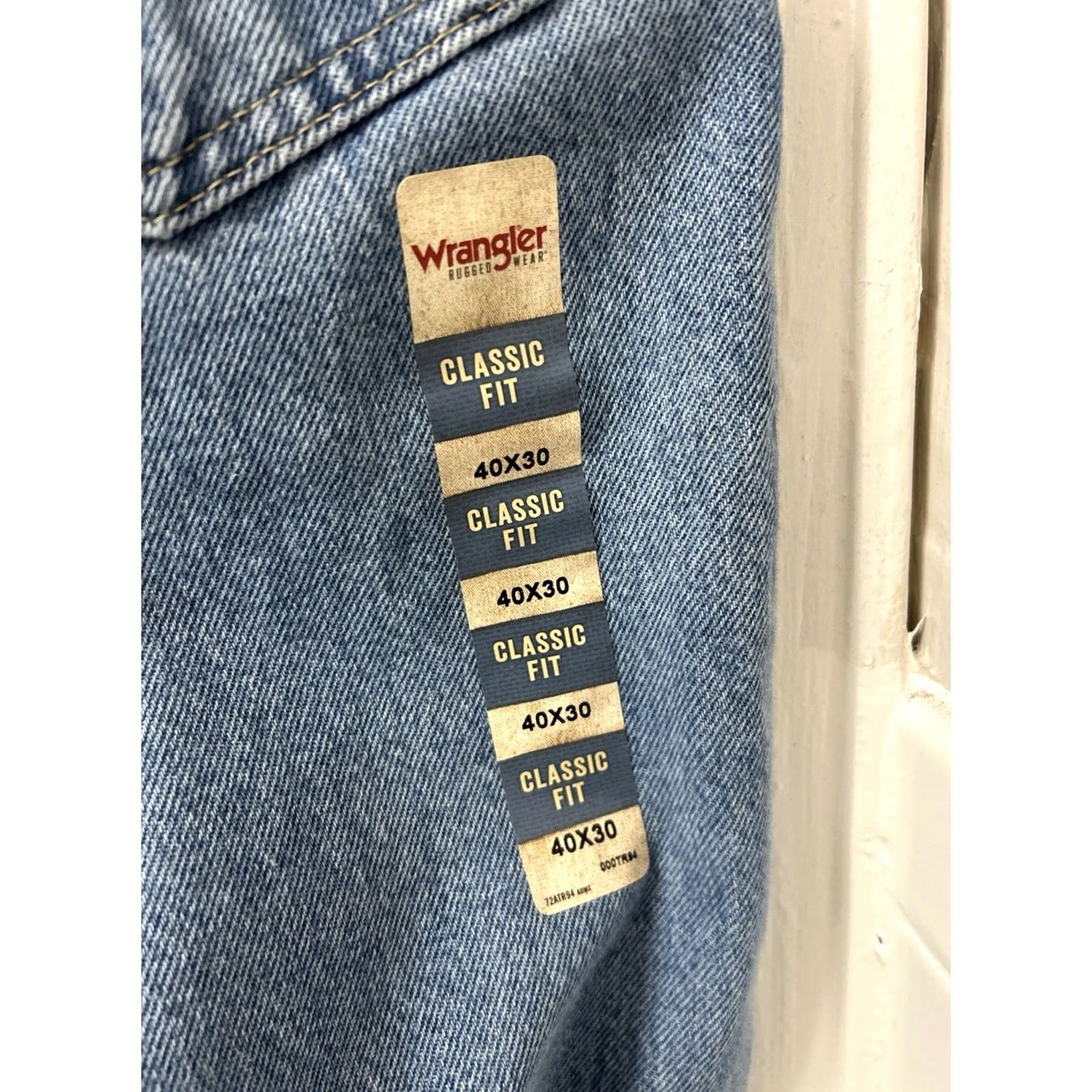 Wrangler Wrangler Jeans Mens Light Wash Regular Classic Fit Denim 5-Pocket Zipper Button USA Logo Rugged Wear Sorts 40x30 Blue Mens Size US 40 / EU 56 - 6 Thumbnail