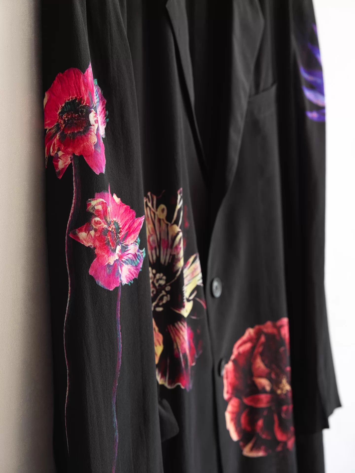 Yohji Yamamoto Yohji Yamamoto 25SS Floral Silk Jacket Size US M / EU 48-50 / 2 - 3 Thumbnail