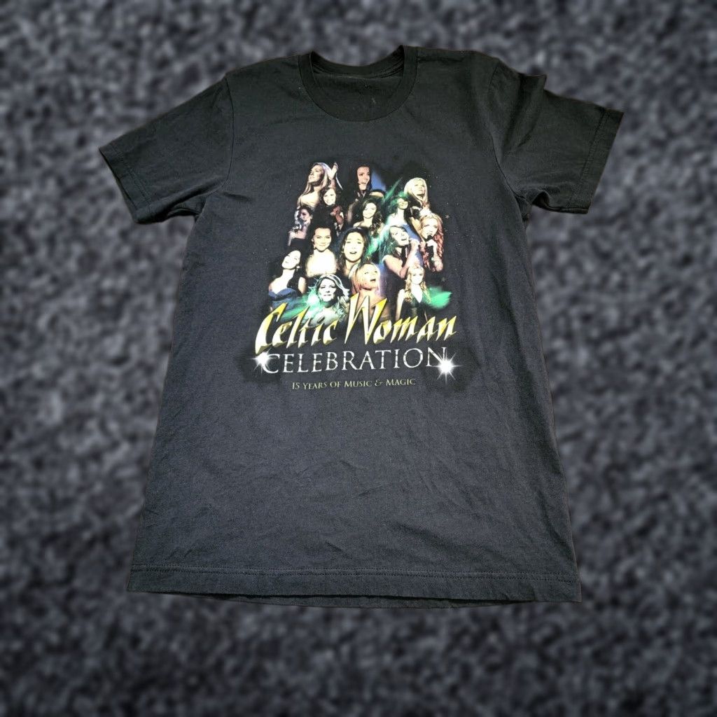 Gildan Celtic Woman 2015 15th Anniversary Concert Tour T-Shirt Adult S Black Double-Sided Gildan Music Unisex Size S / US 4 / IT 40 - 1 Thumbnail