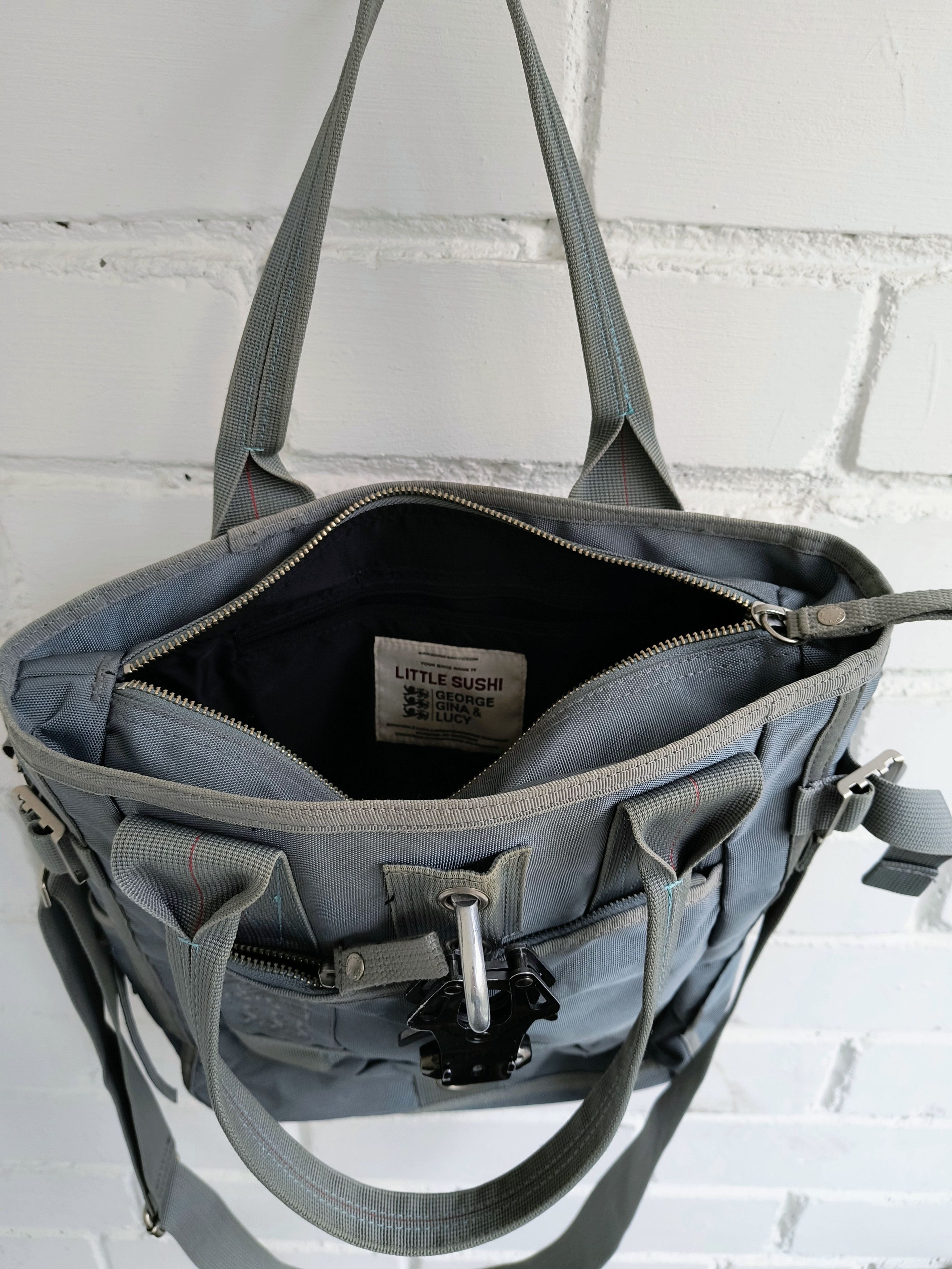 George Gina & Lucy Y2K GGL Little Sushi Shoulders Carabiner Bag Japanese Style Size ONE SIZE - 7 Thumbnail