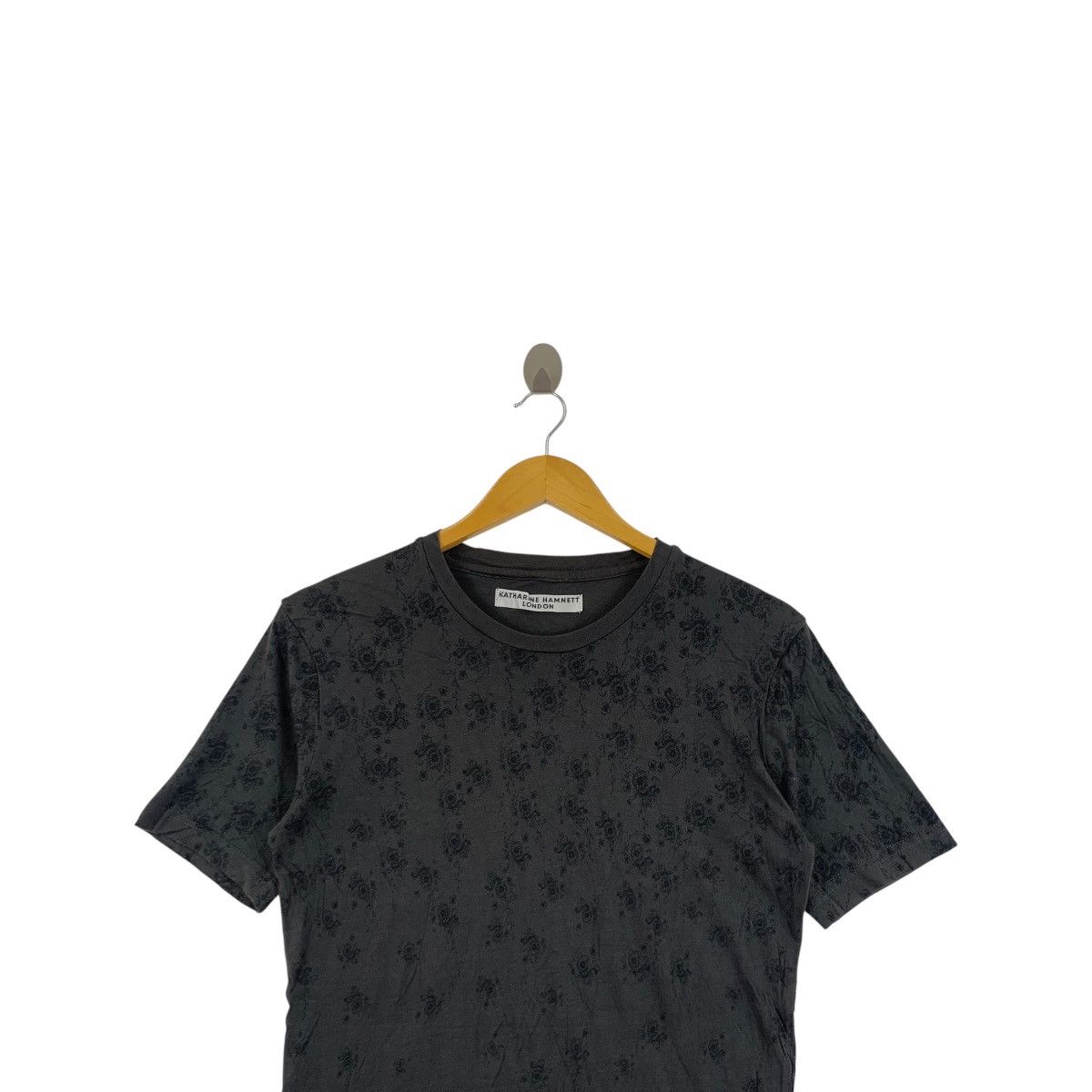 Katharine Hamnett London KATHARINE HAMNETT LONDON Cut & Sew Flowers Tee Shirt Size M / US 6-8 / IT 42-44 - 2 Thumbnail