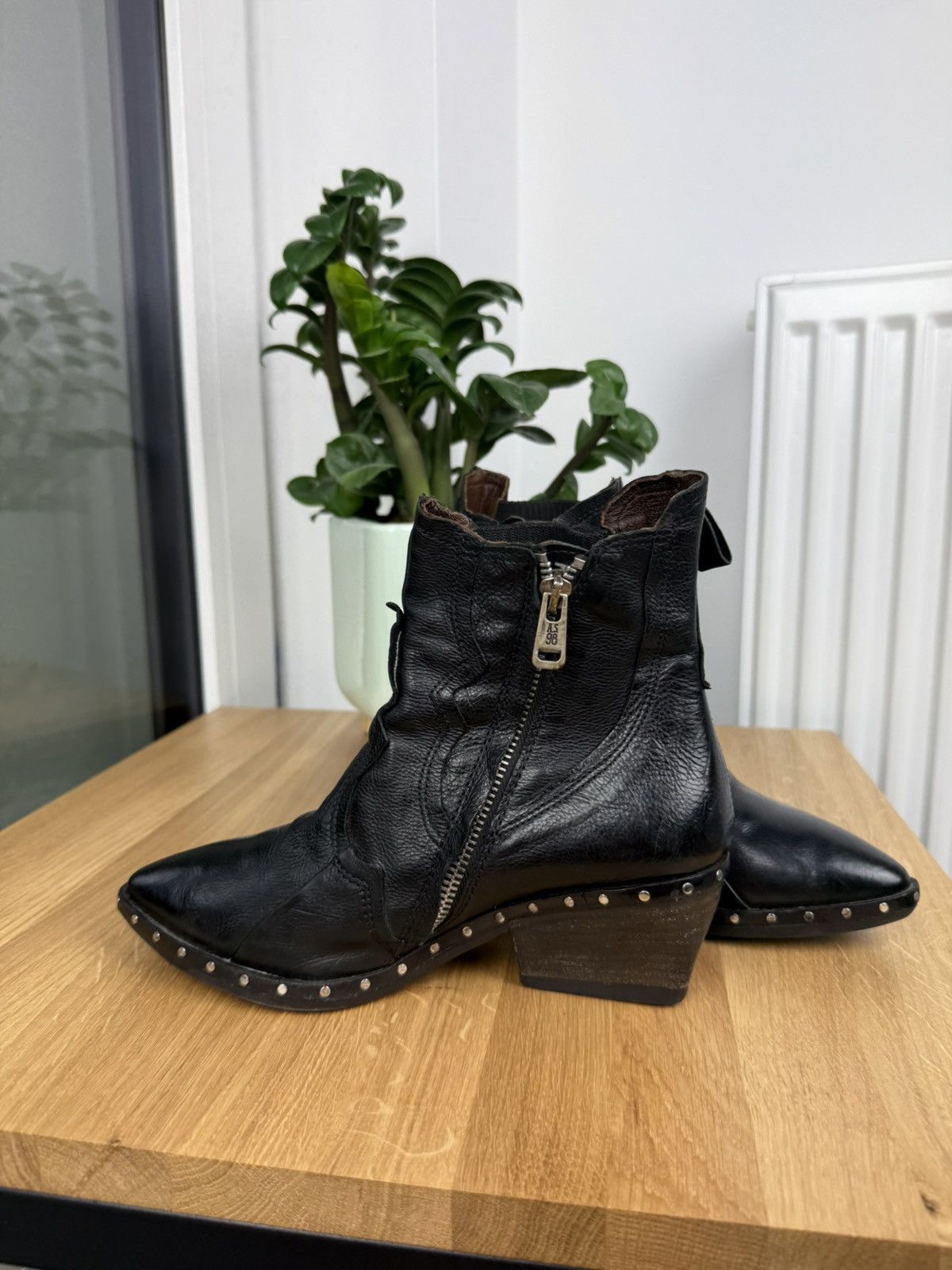 A.S.98 A.S 98 Calfskin Leather Women’s Boots Size 36 Size US 6 / IT 36 - 9 Thumbnail