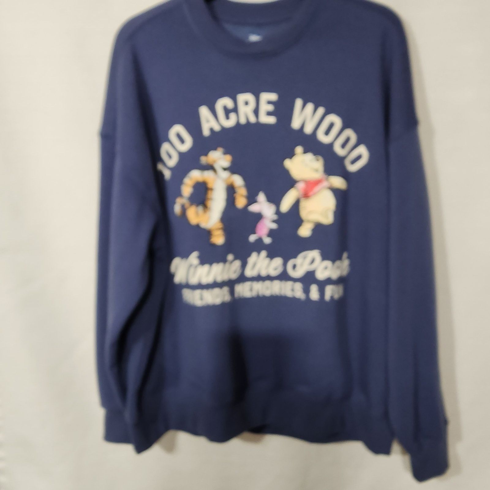 Disney Winnie the pooh and friends sweatshirt women's medium Size M / US 6-8 / IT 42-44 - 4 Thumbnail