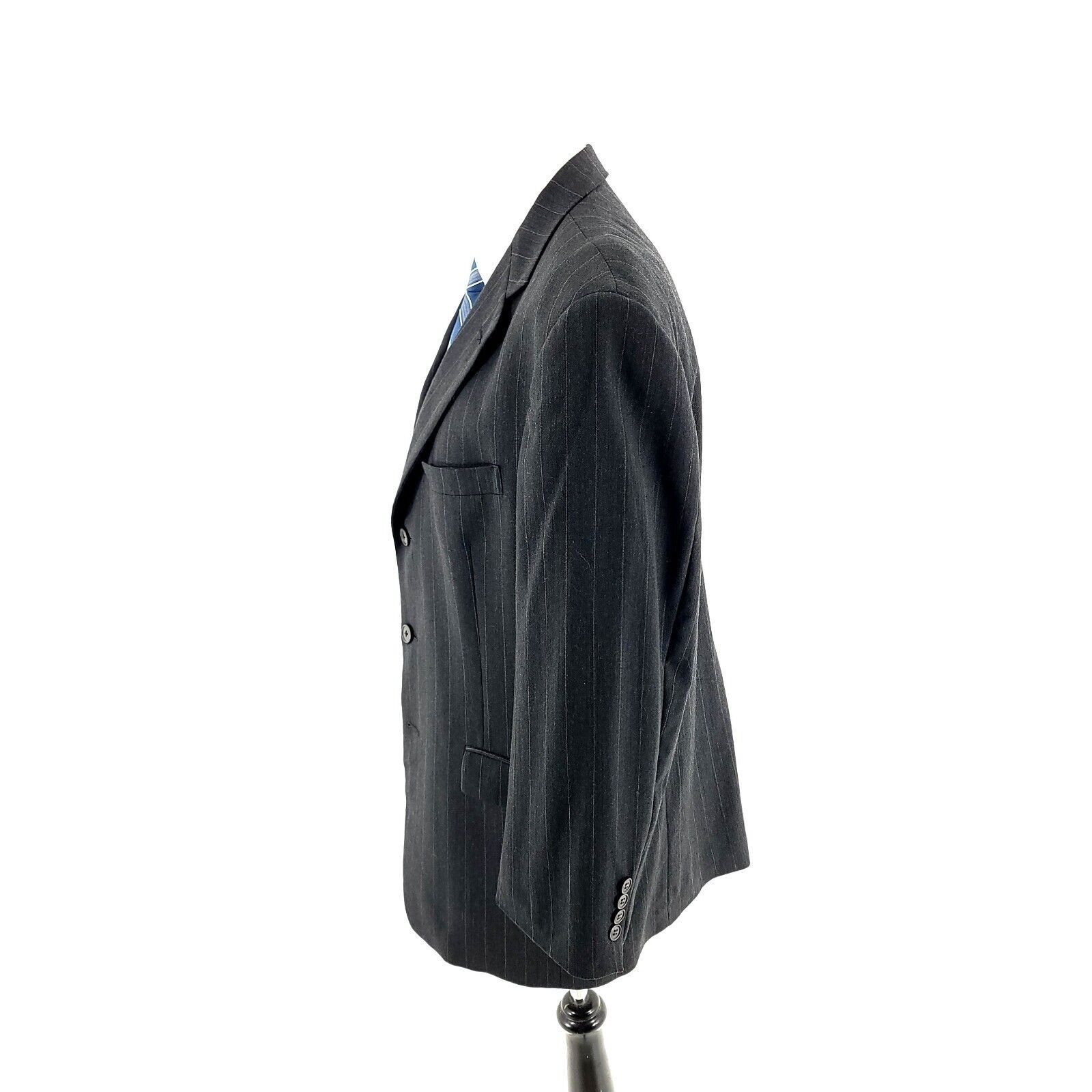 Austin Reed Austin Reed Wool 3 Button 2 Piece Suit 42R Gray Striped 34/2 Size 42R - 6 Thumbnail
