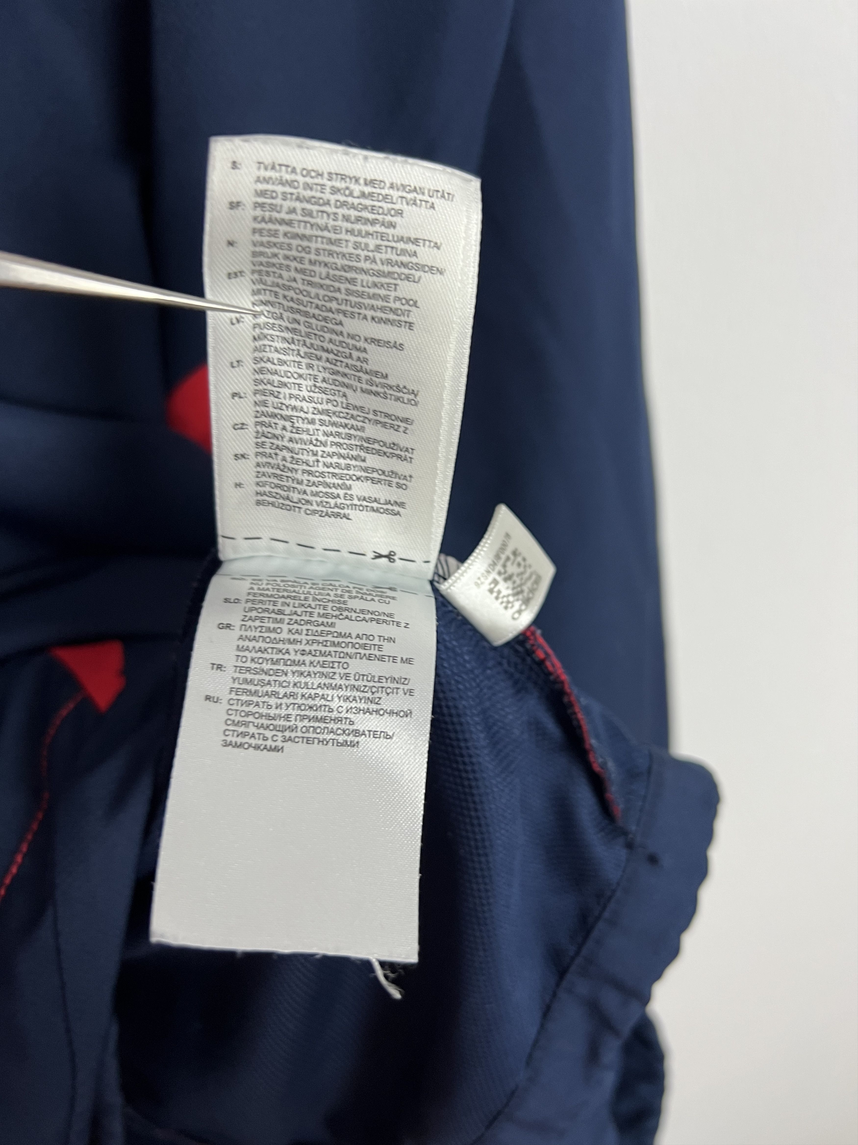 Adidas Vintage Adidas France Football Train Jacket Player Issue Size US L / EU 52-54 / 3 - 13 Thumbnail