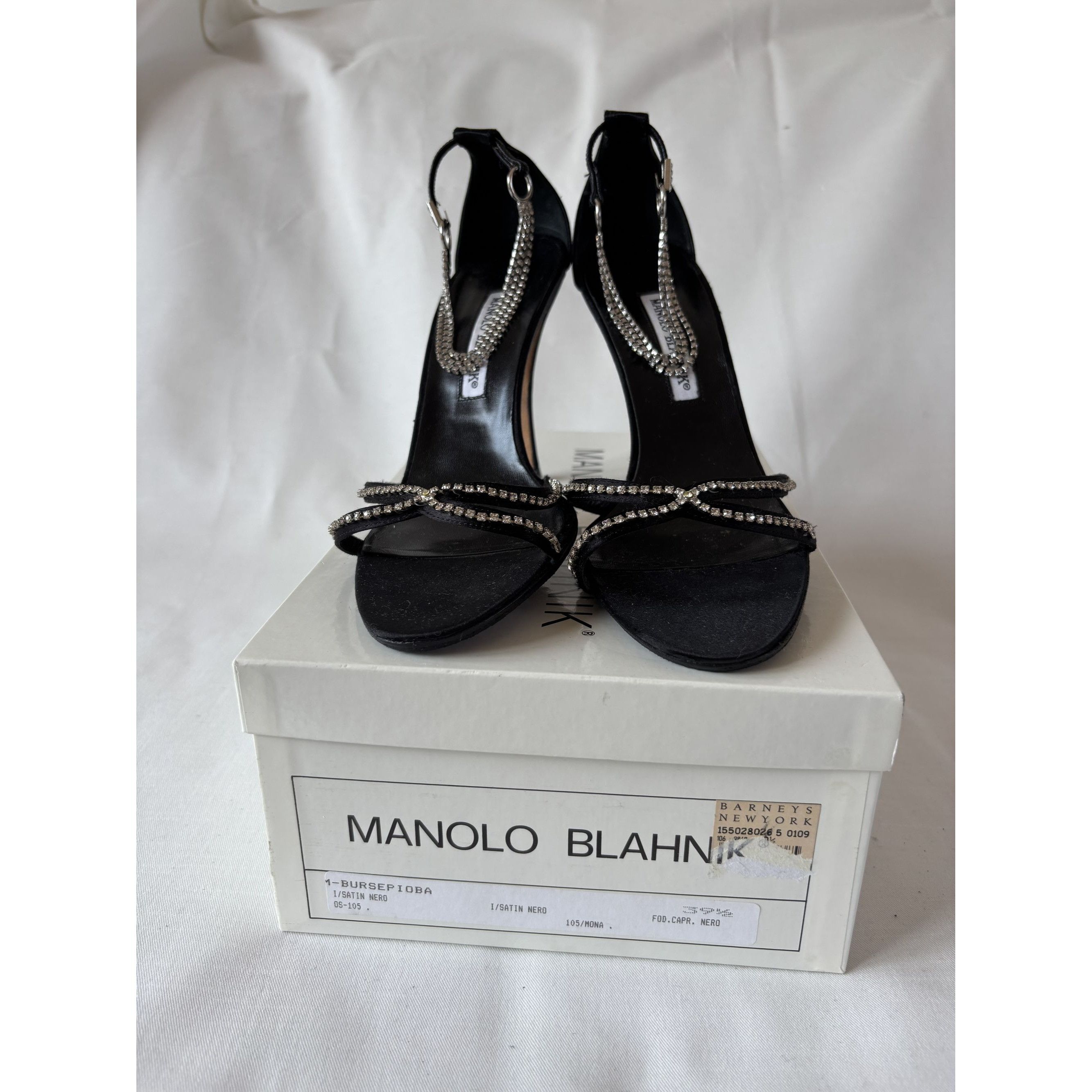 Manolo Blahnik Manolo Blahnik crystal pumps Size US 6.5 / IT 36.5 - 11 Thumbnail