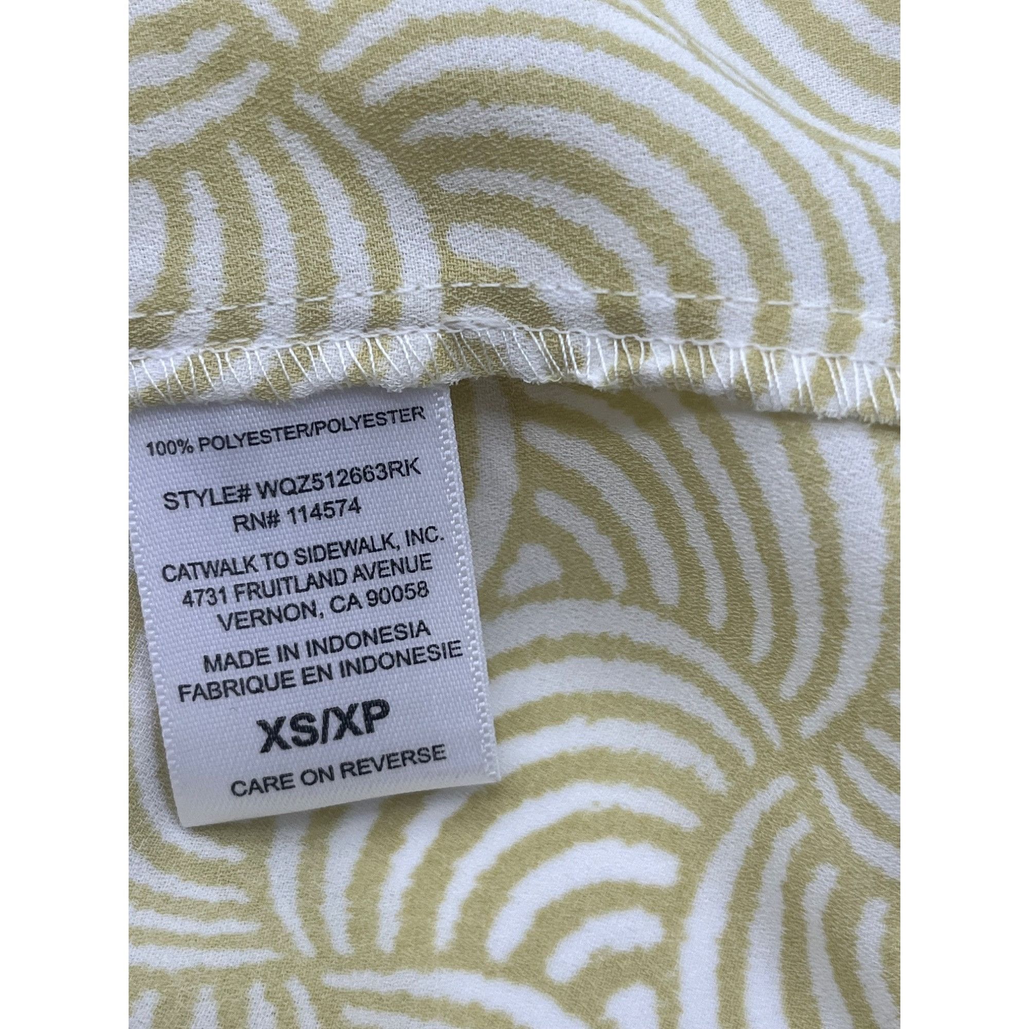 Other Pleione Ruched Sleeveless Button Up Shirt, Citron Yellow A Size XS / US 0-2 / IT 36-38 - 7 Thumbnail