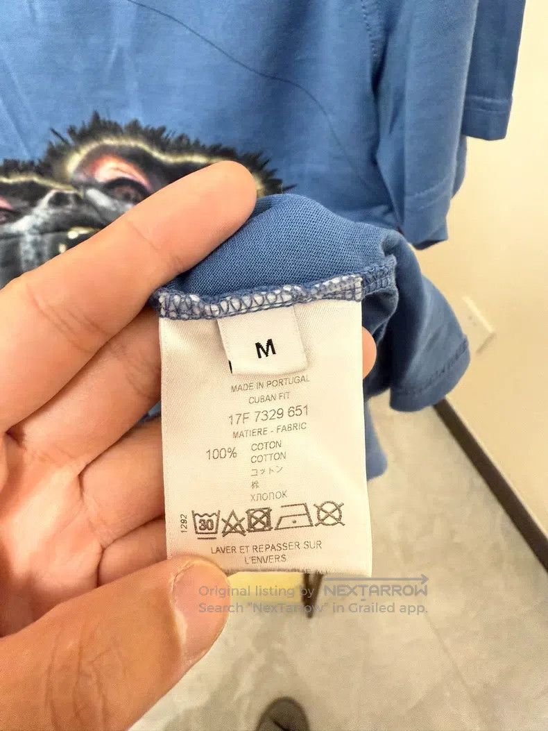 Givenchy Givenchy short sleeves Size US M / EU 48-50 / 2 - 4 Thumbnail