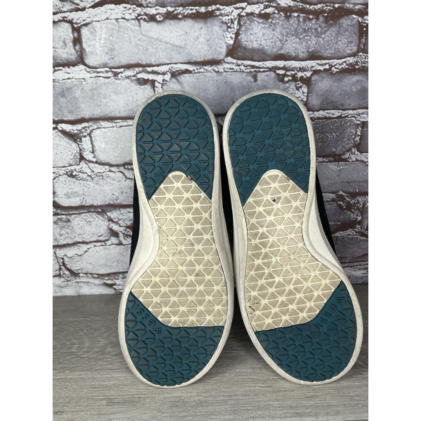 Vessi Vessi Weekend Sneaker Concrete Asphalt Black Fabric Shoes Me Size US 12 / EU 45 - 17 Thumbnail