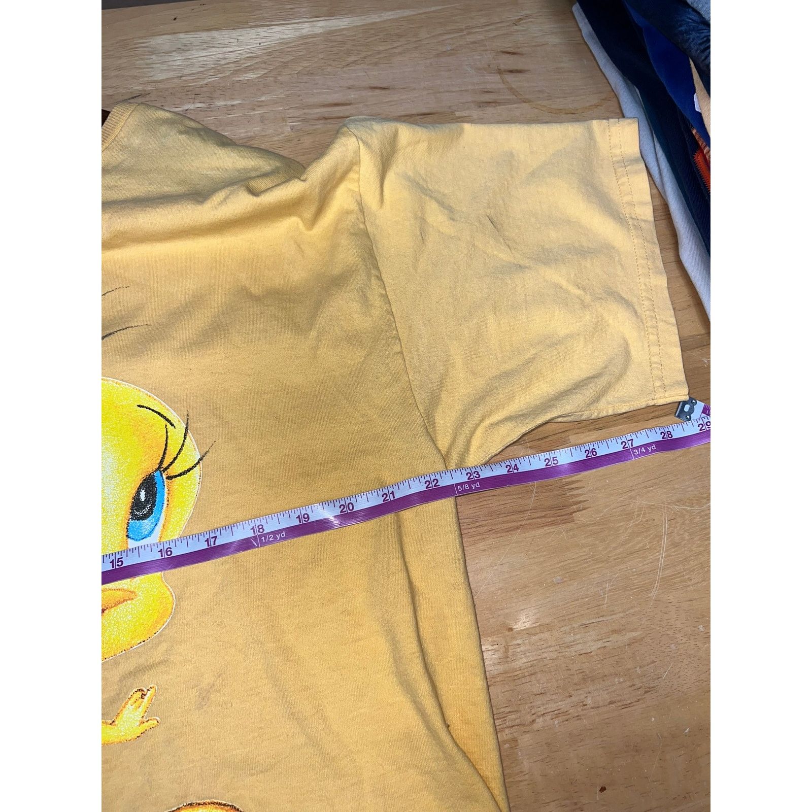 Vintage Vintage Looney Tunes Tweety Shirt Cartoon Yellow 90s Tee XL Size US XL / EU 56 / 4 - 11 Thumbnail