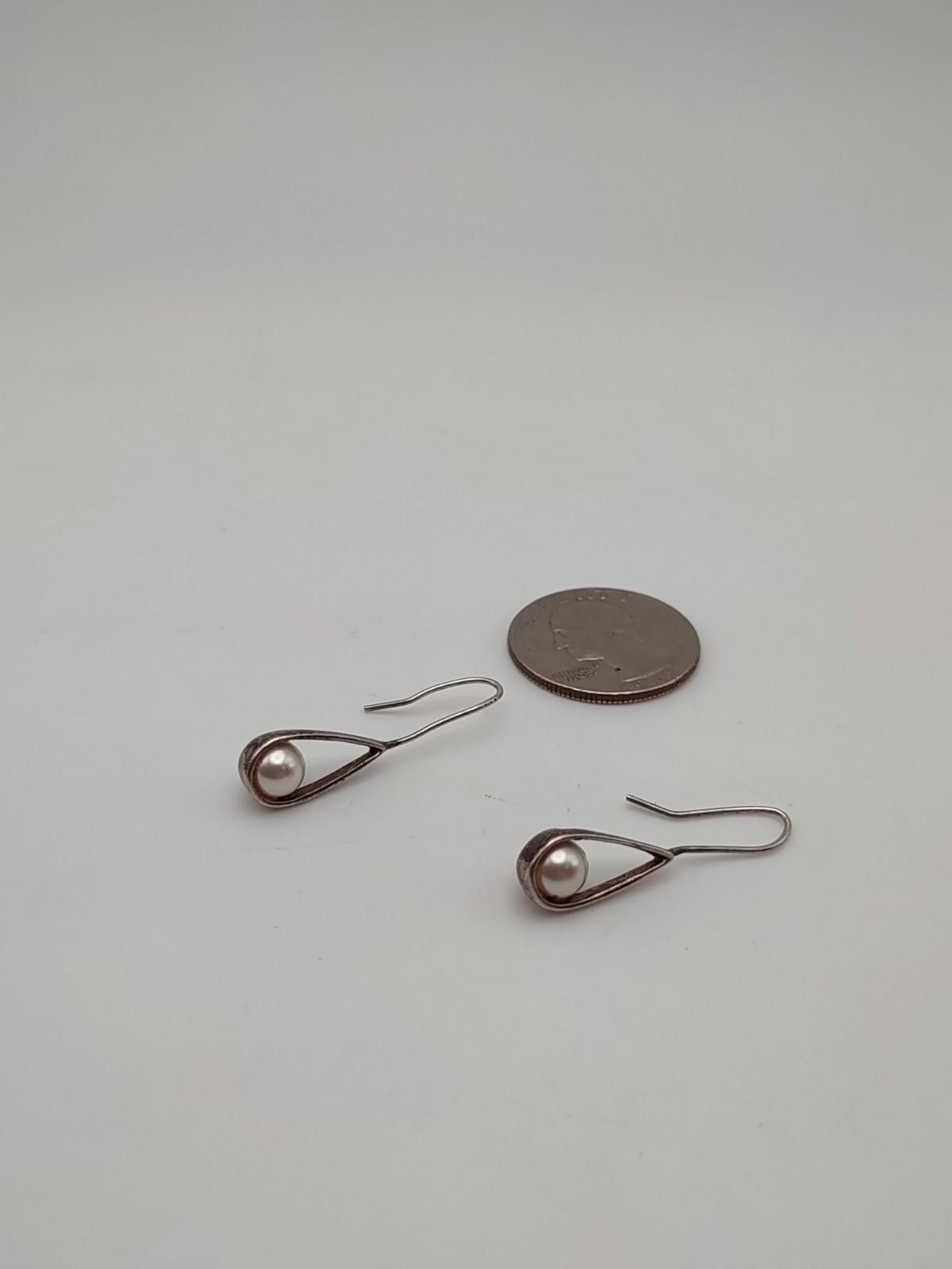 The Unbranded Brand Vintage Sterling Silver Pearl Teardrop Dangle Earrings 925 Size ONE SIZE - 4 Thumbnail