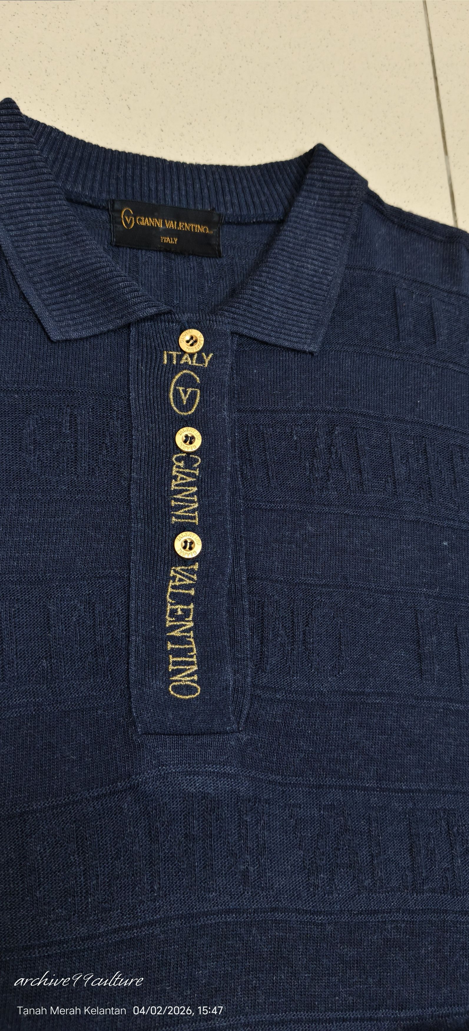 Gianni Valentino Gianni Valentino Italy Monogram Embossed Knit Polo Shirt Size US M / EU 48-50 / 2 - 11 Thumbnail