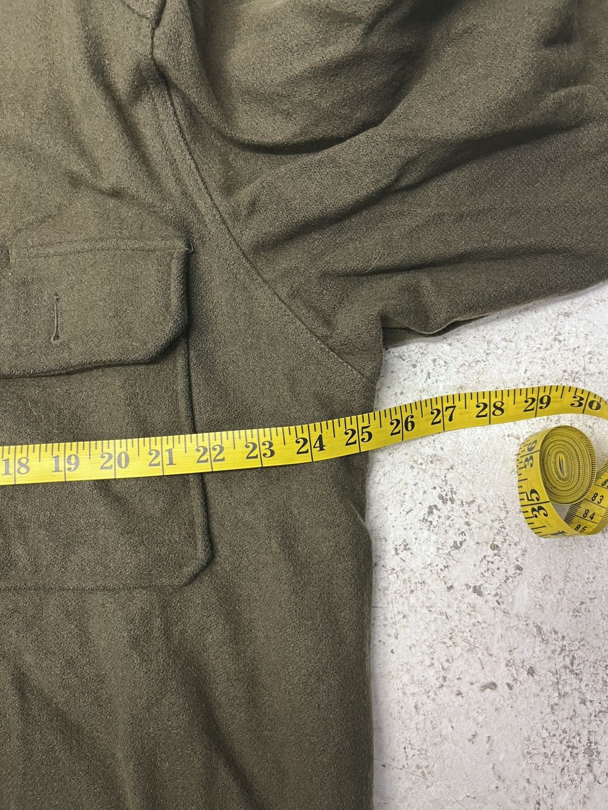 Vintage Vintage military green wool shirt Size US XL / EU 56 / 4 - 6 Thumbnail