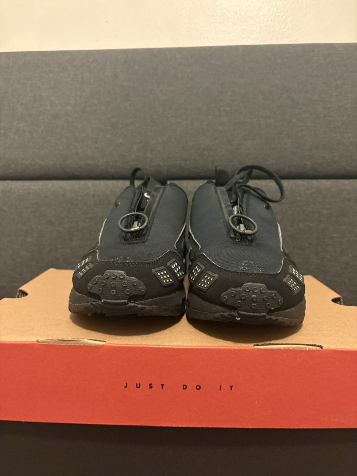 Nike Wmns Nike Air Max SNDR | Womens 8.5 / Mens 7 Size US 8.5 / IT 38.5 - 1 Thumbnail