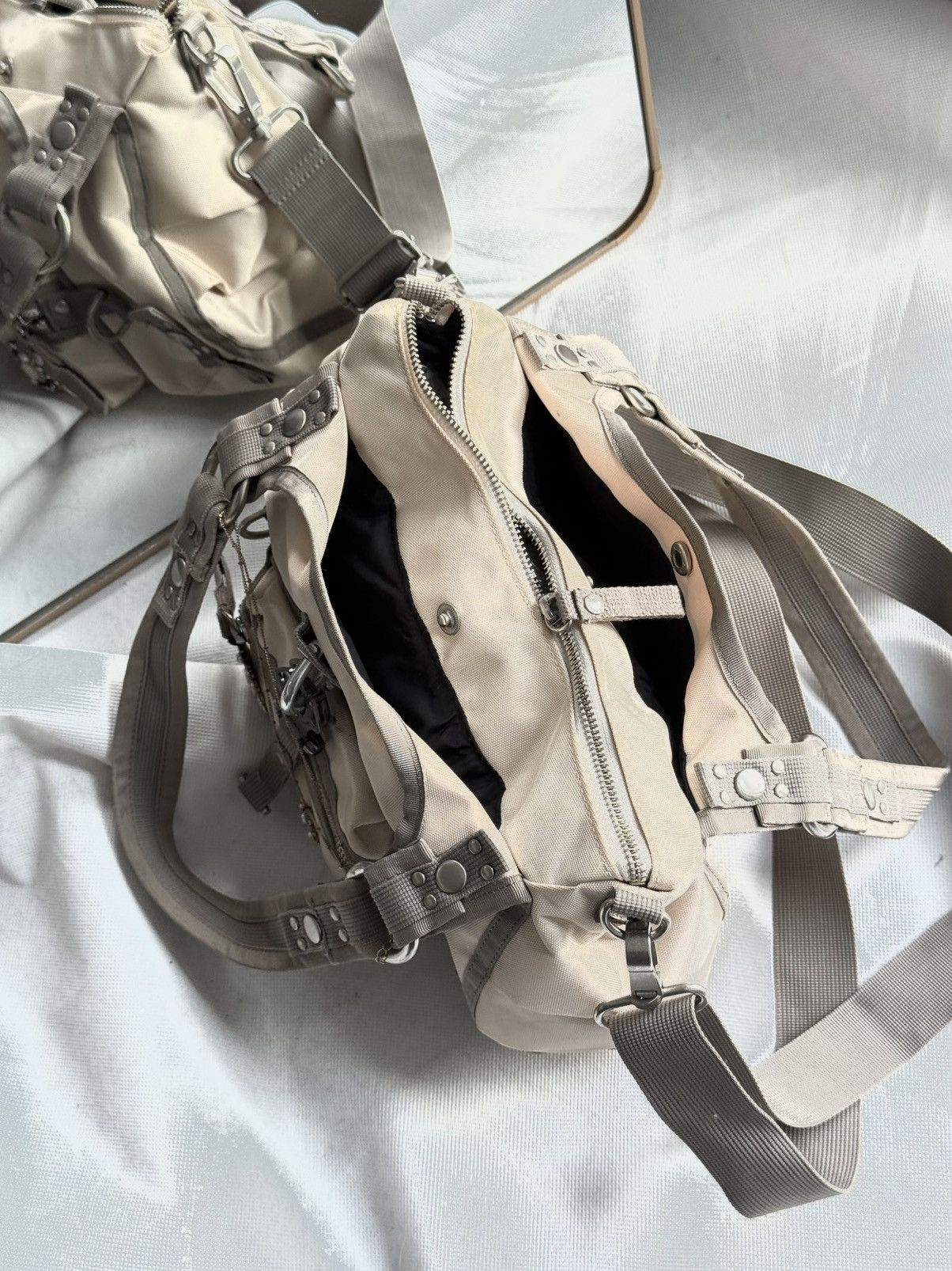 George Gina & Lucy × Japanese Brand Very Rare George Gina & lucy Y2k Alyx Bag Crossbody Handbag Size ONE SIZE - 6 Thumbnail