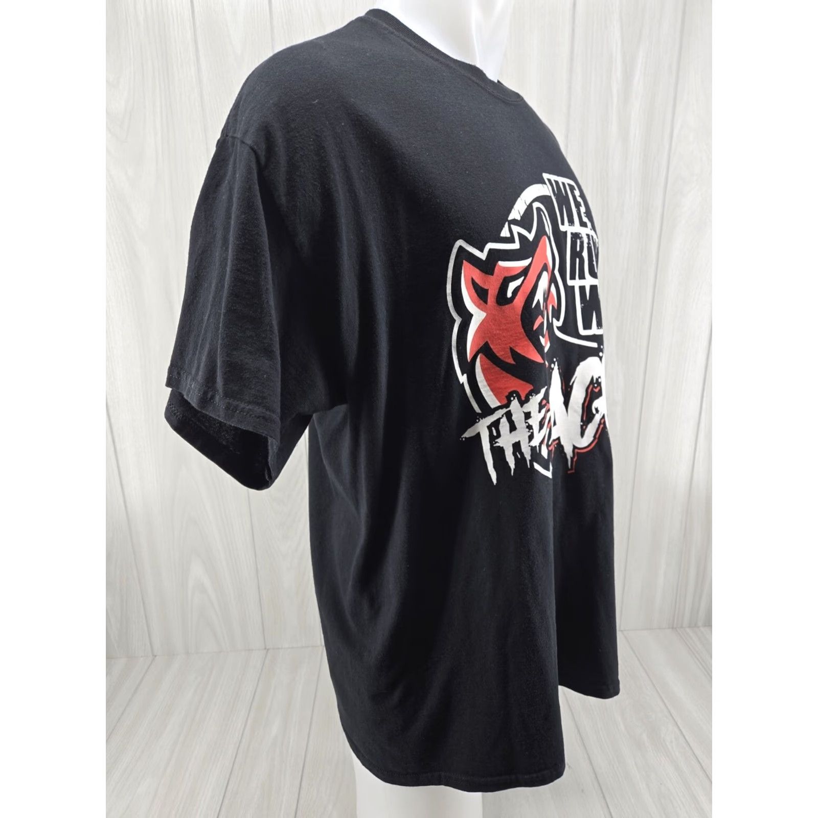 Gildan Huntsville Havoc We Run With The Pack Hockey Shirt Adult XL Black Graphic Print T-Shirt Men Shirt NHL Team Hockey Fans Mens Size US XL / EU 56 / 4 - 6 Thumbnail