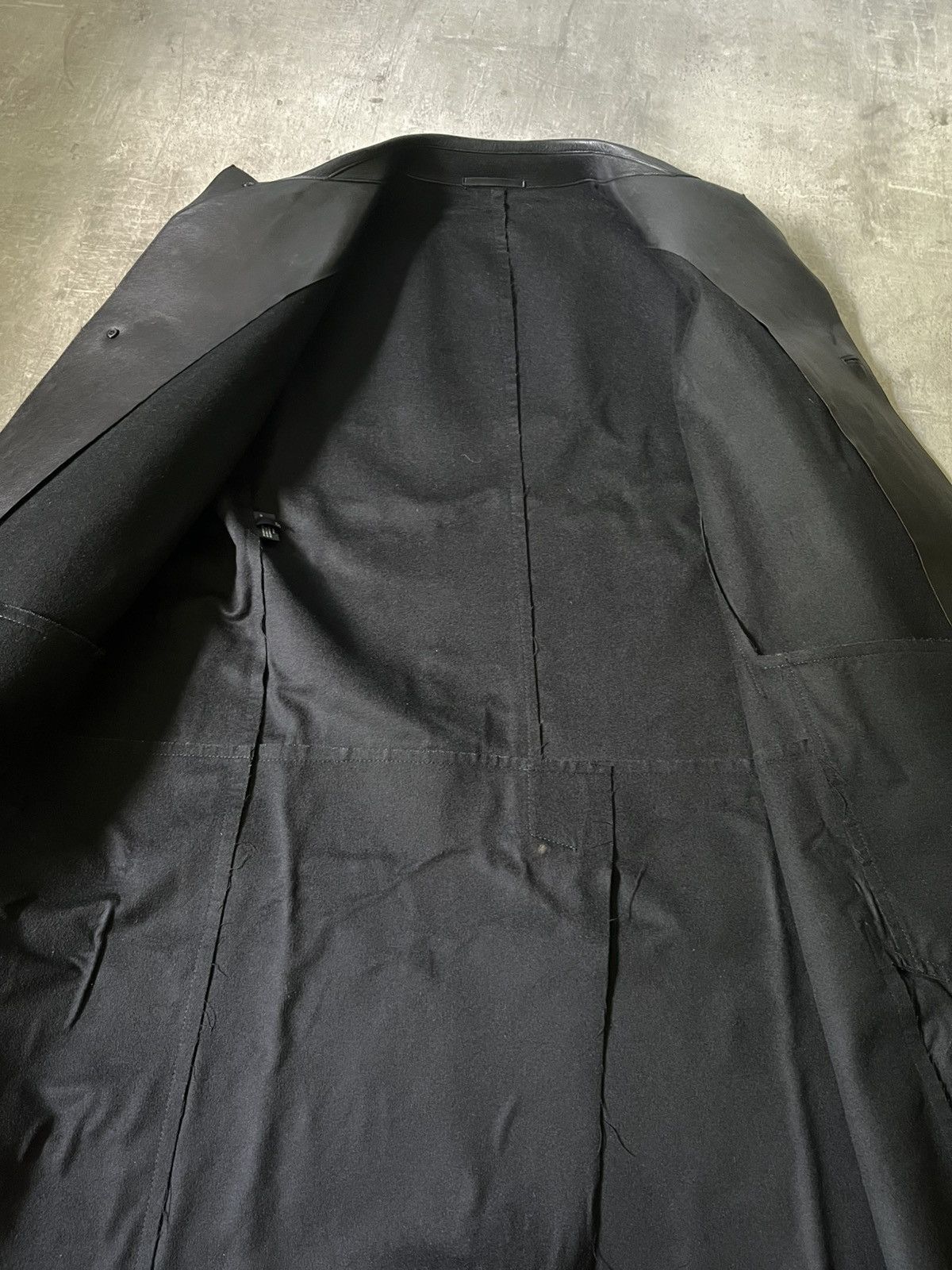 Gucci Gucci F/W 1998 black leather coat by Tom Ford Size US L / EU 52-54 / 3 - 13 Thumbnail
