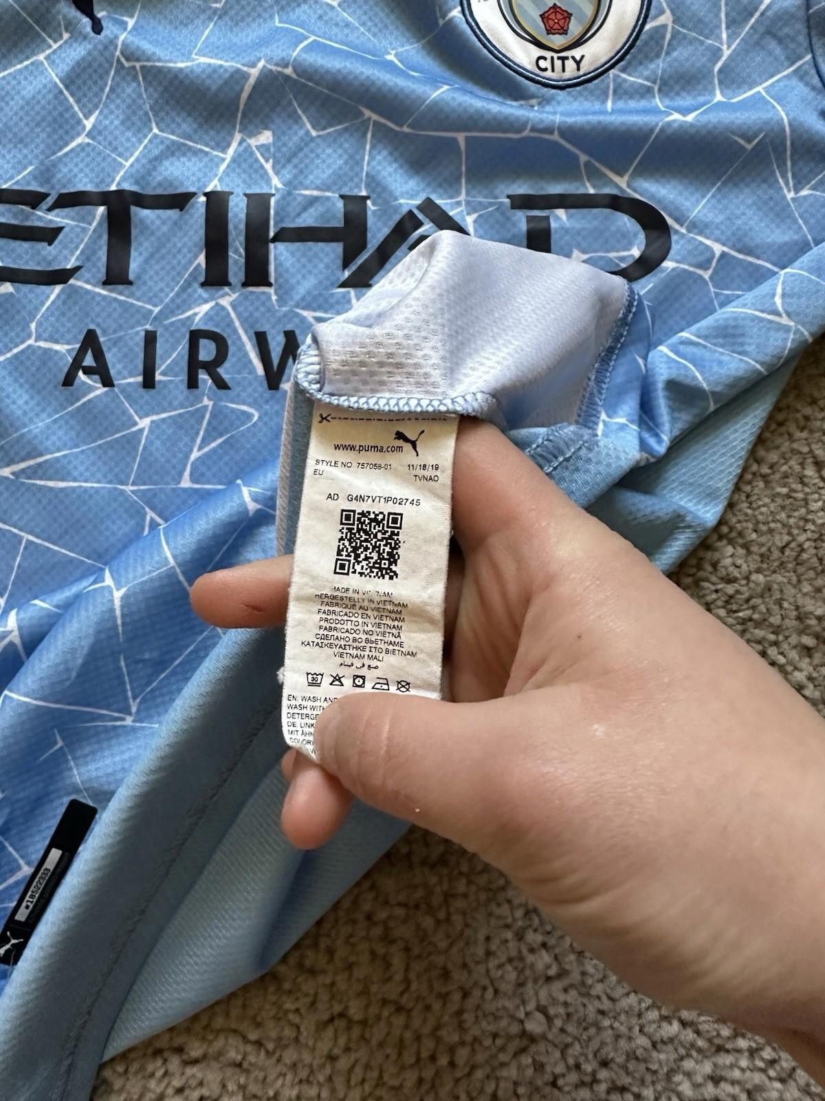 Puma MANCHESTER CITY 20-21 HOME FOOTBALL SHIRT SOCCER JERSEY PUMA Size US S / EU 44-46 / 1 - 6 Thumbnail