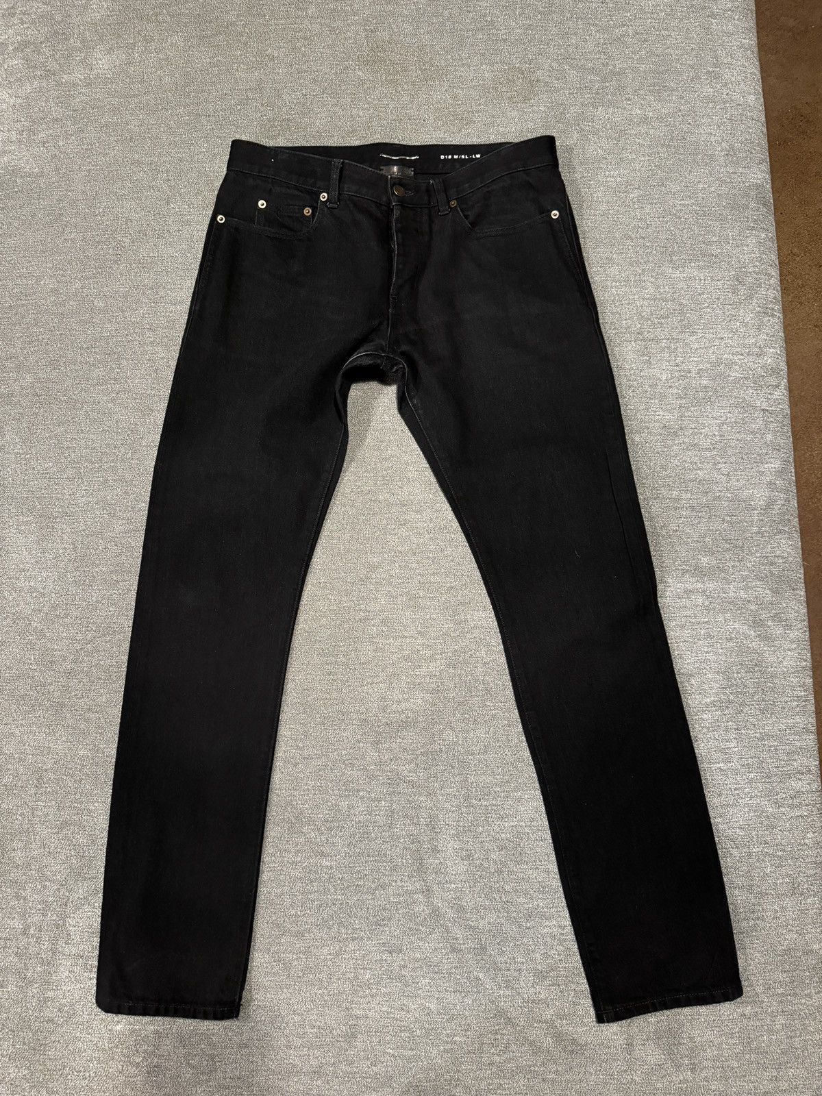 image of Saint Laurent Paris x YVES Saint Laurent Black Slim Worn Jeans Size 33, Men's