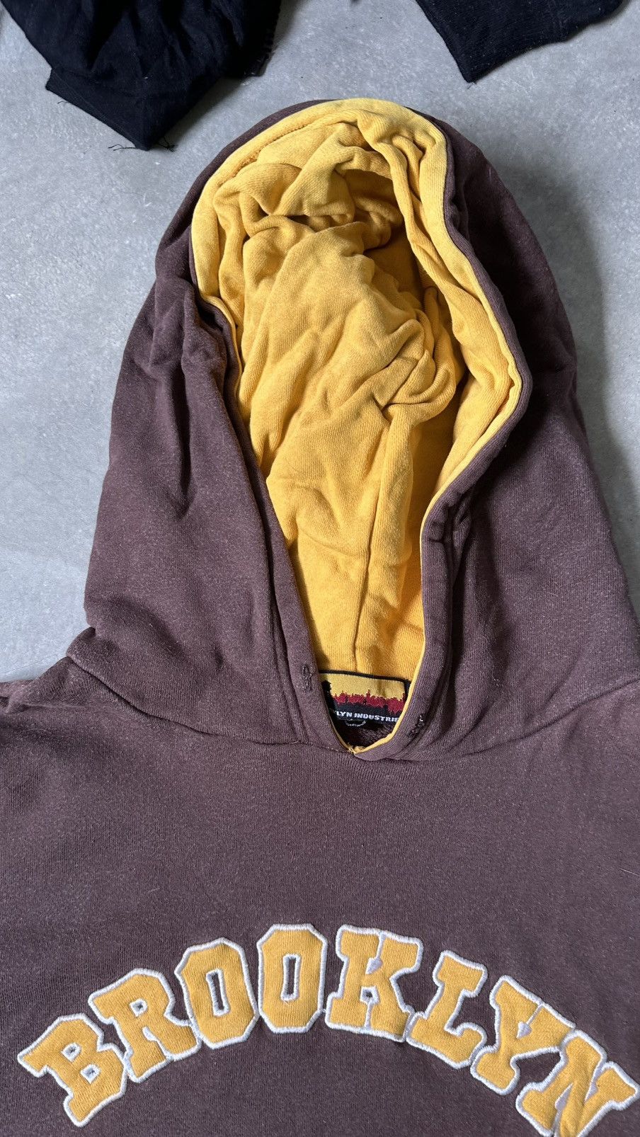 Brooklyn Industries VINTAGE BROOKLYN INDUSTRIES SPELLOUT HOODIE Size US L / EU 52-54 / 3 - 7 Thumbnail