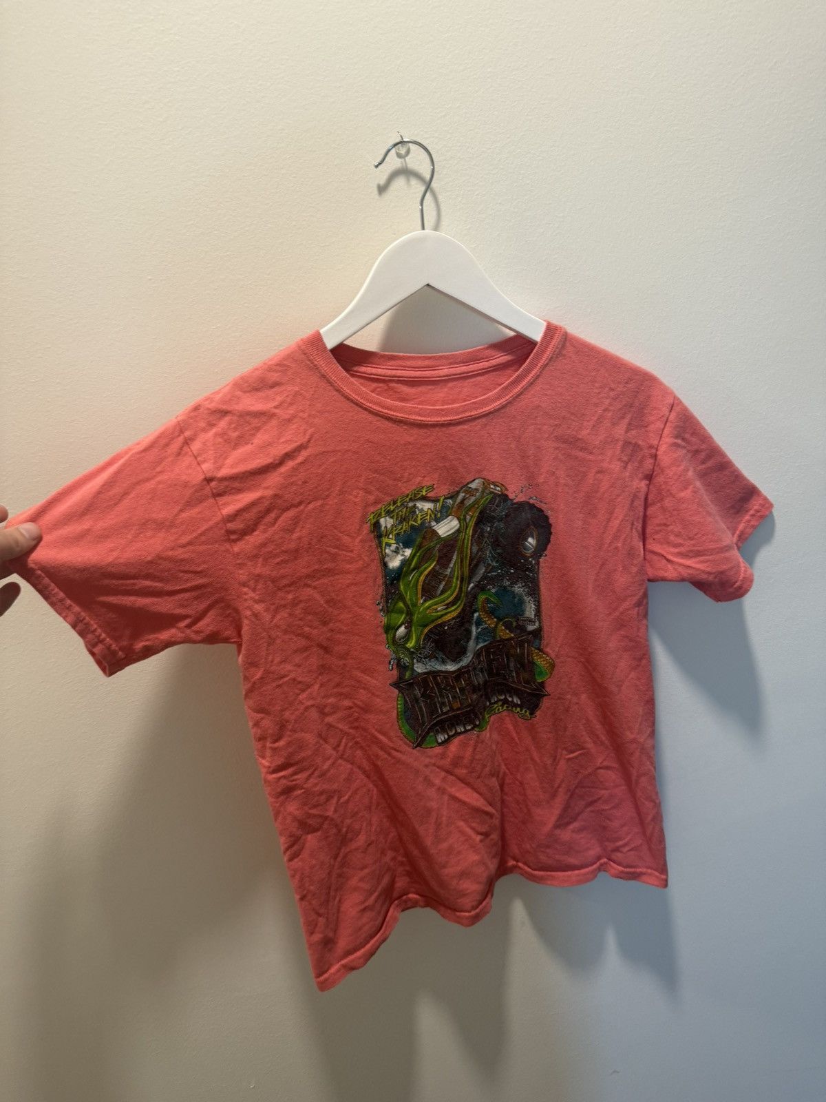 Vintage RELEASE THE KRAKEN MONSTER TRUCK GRAPHIC TEE Size US S / EU 44-46 / 1 - 3 Thumbnail