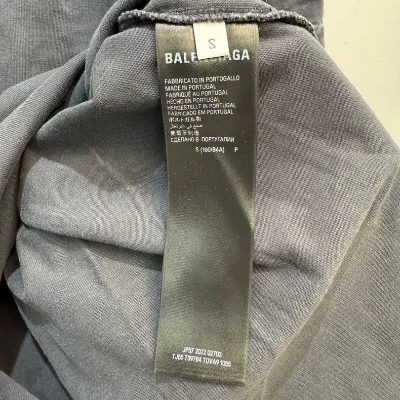 Balenciaga Balenciaga BB patch do old retro tape masking paper short Size US S / EU 44-46 / 1 - 5 Thumbnail