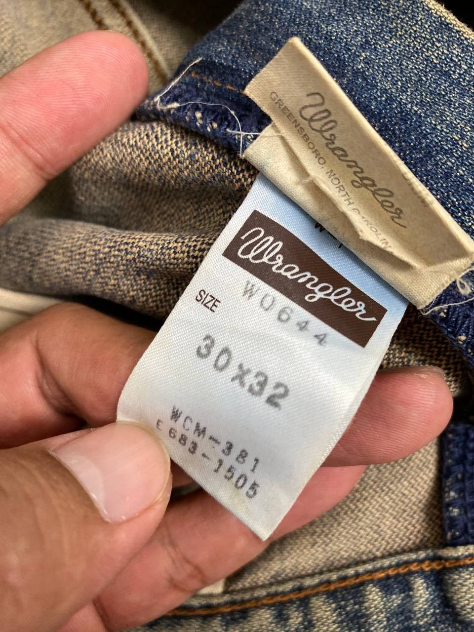 Wrangler vintage wrangler rusty distressed denim nice design Size US 32 / EU 48 - 16 Thumbnail