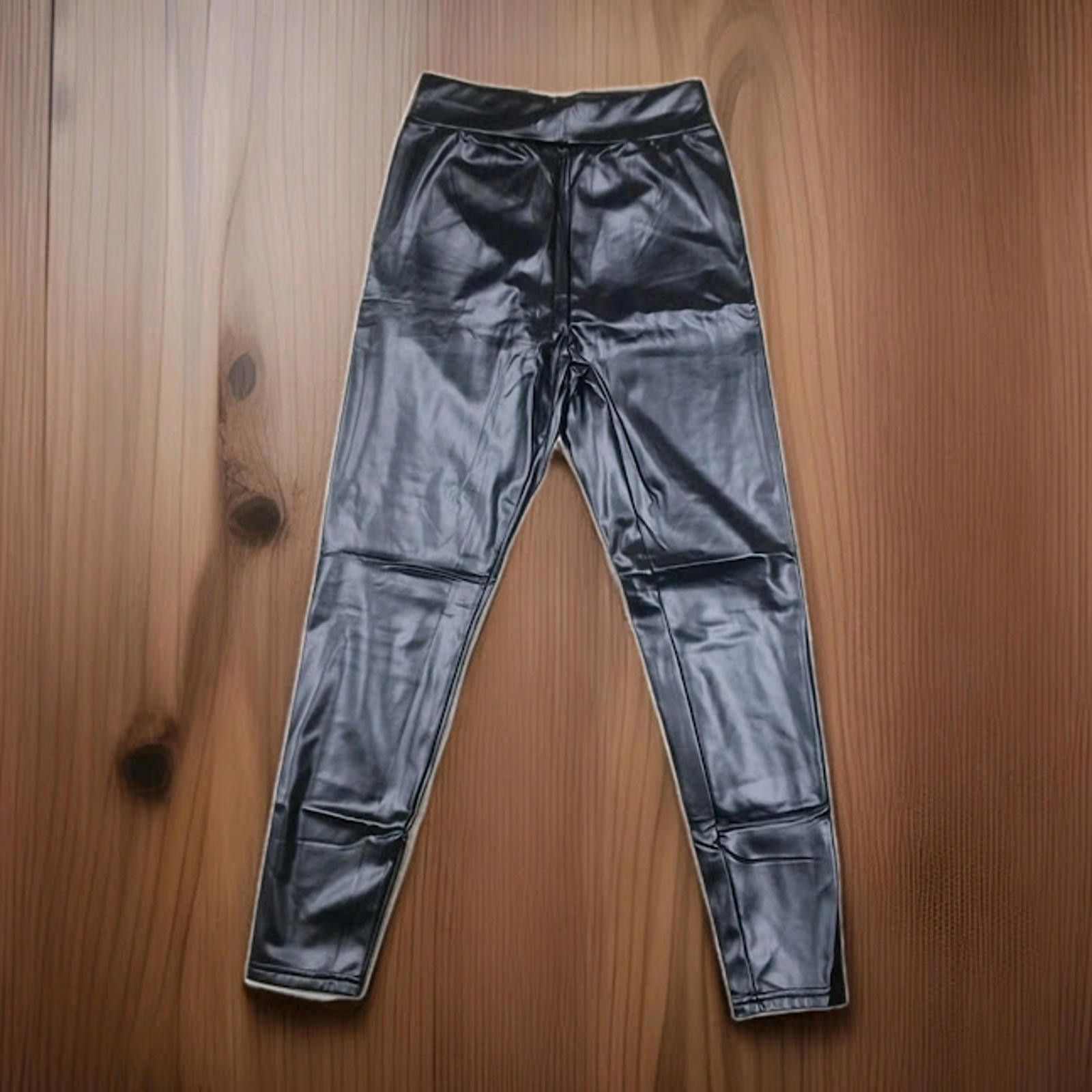 The Unbranded Brand Women’s Black Capri Pants Size XL – Stretchy Straight Leg Size 40" / US 18 - 1 Thumbnail