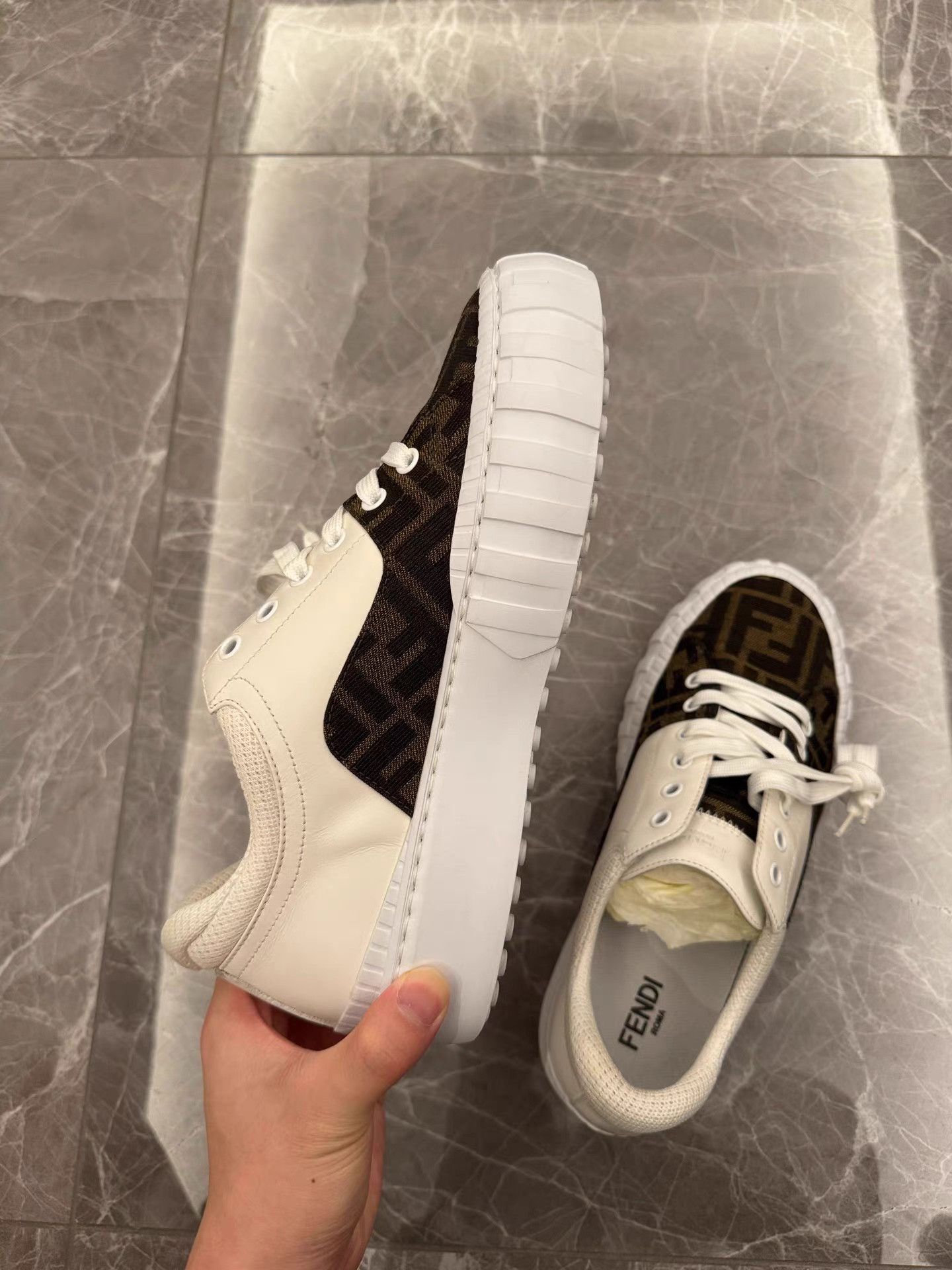 Fendi Fendi Force Low-Top FF Monogram Sneakers K6 Size US 8 / IT 38 - 8 Thumbnail