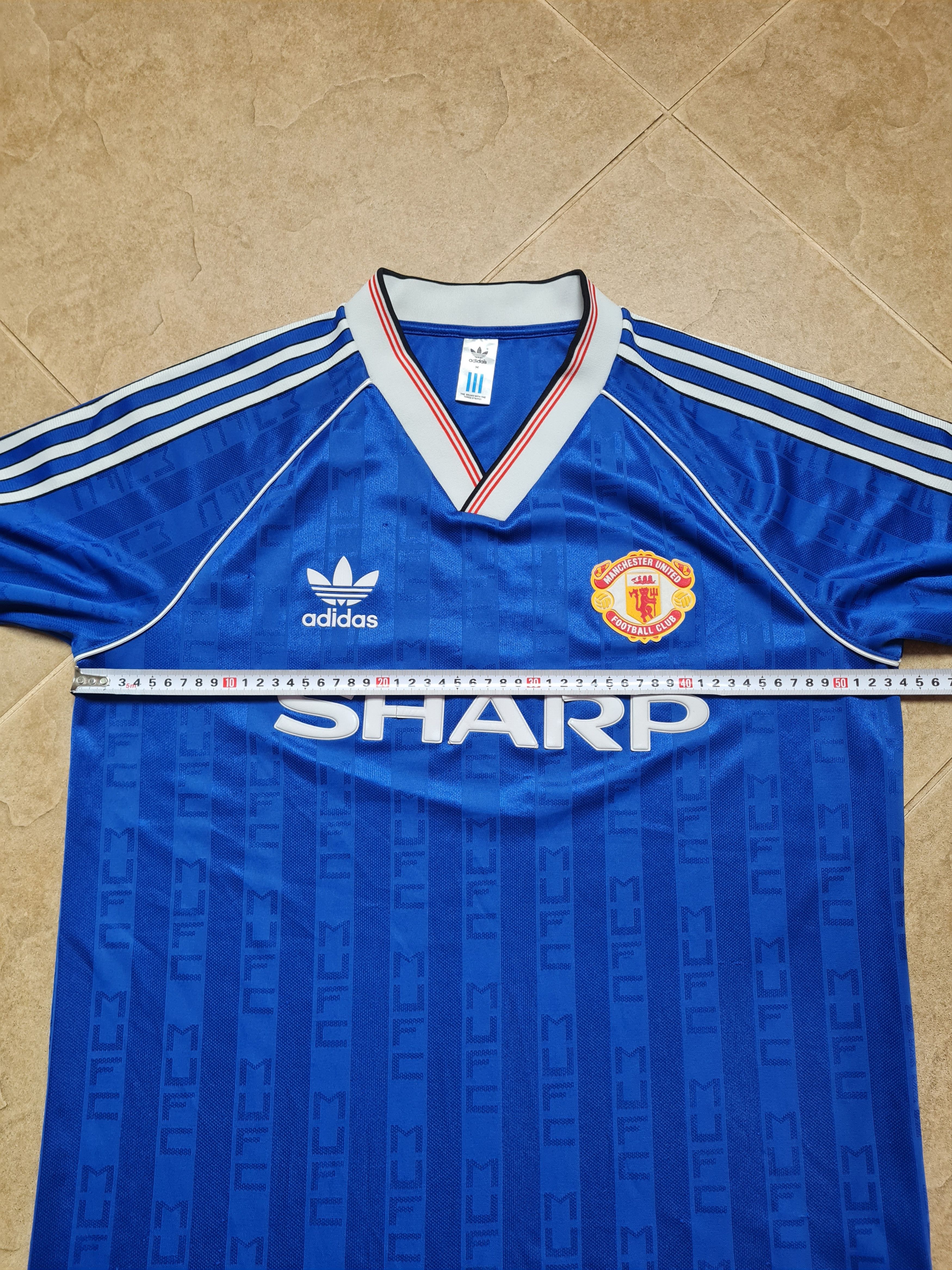Adidas Adidas Originals Manchester United 1988-1990 Third IP5544 Size US M / EU 48-50 / 2 - 5 Thumbnail